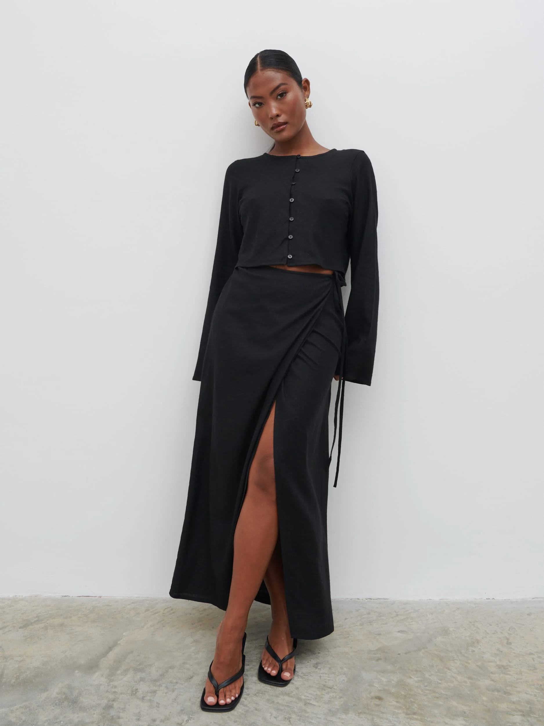 Abigail Button Front Linen Blouse - Black - Image 3
