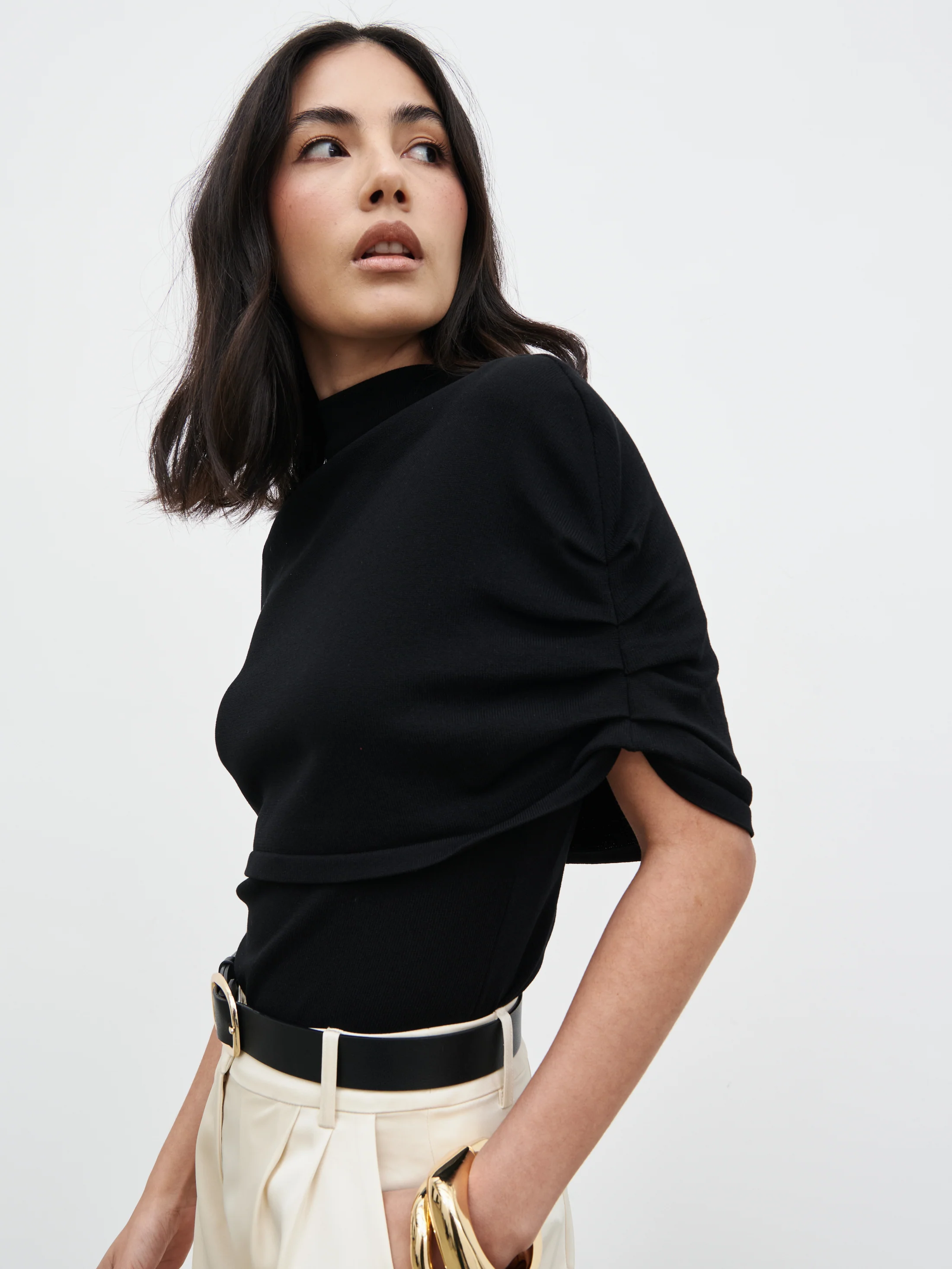 Adhara Knitted Poncho Top - Black - Image 4