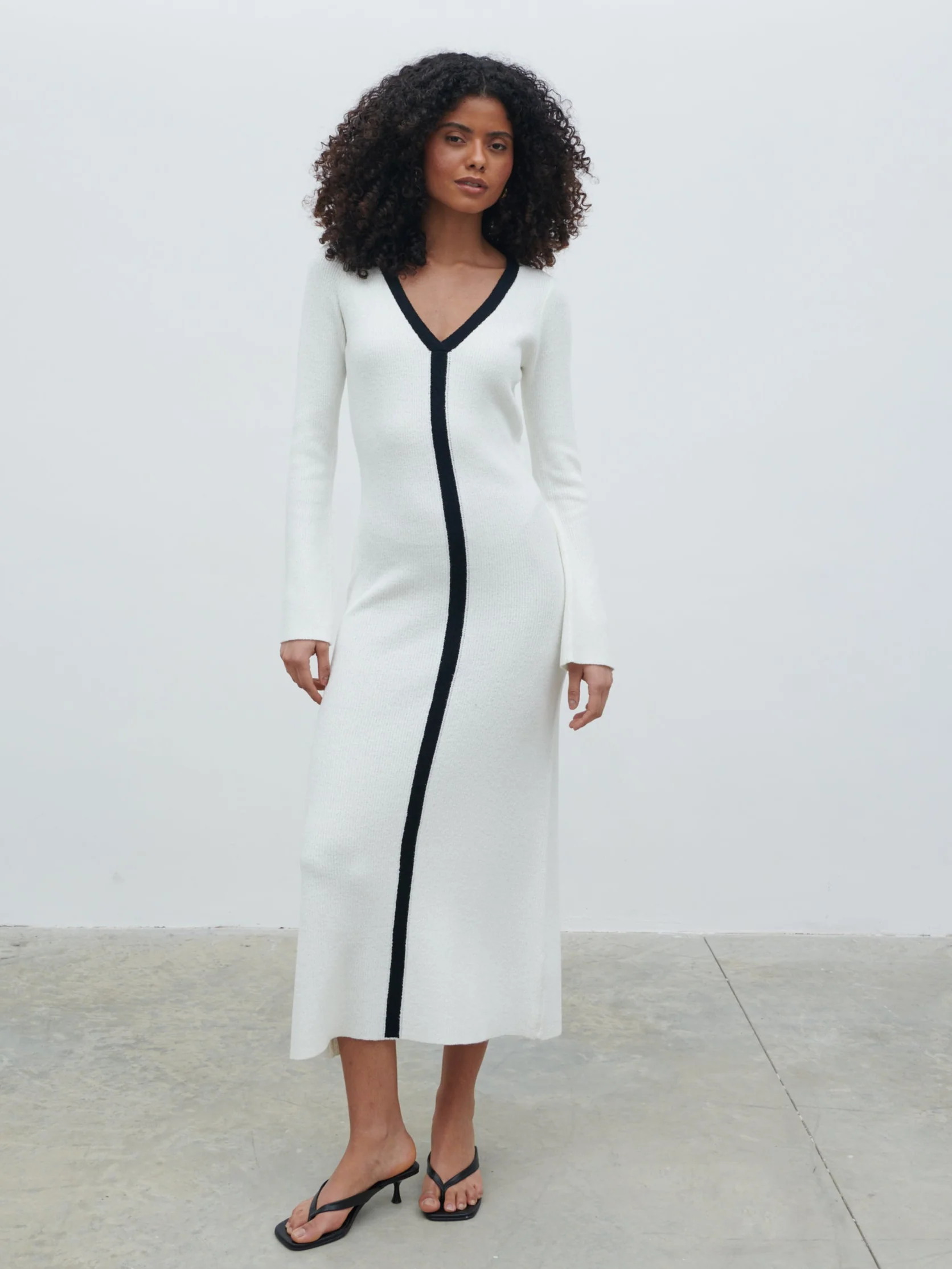Ailey Contrast Seam Knit Midaxi Dress - Cream and Black - Image 3