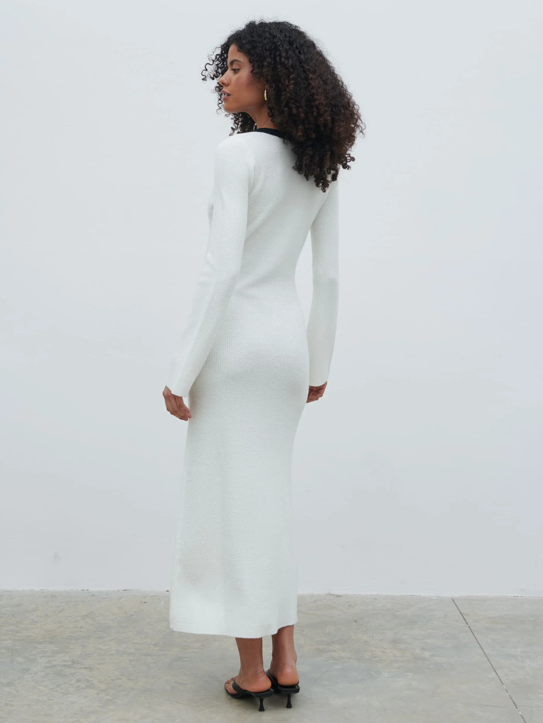 Ailey Contrast Seam Knit Midaxi Dress - Cream and Black - Image 5