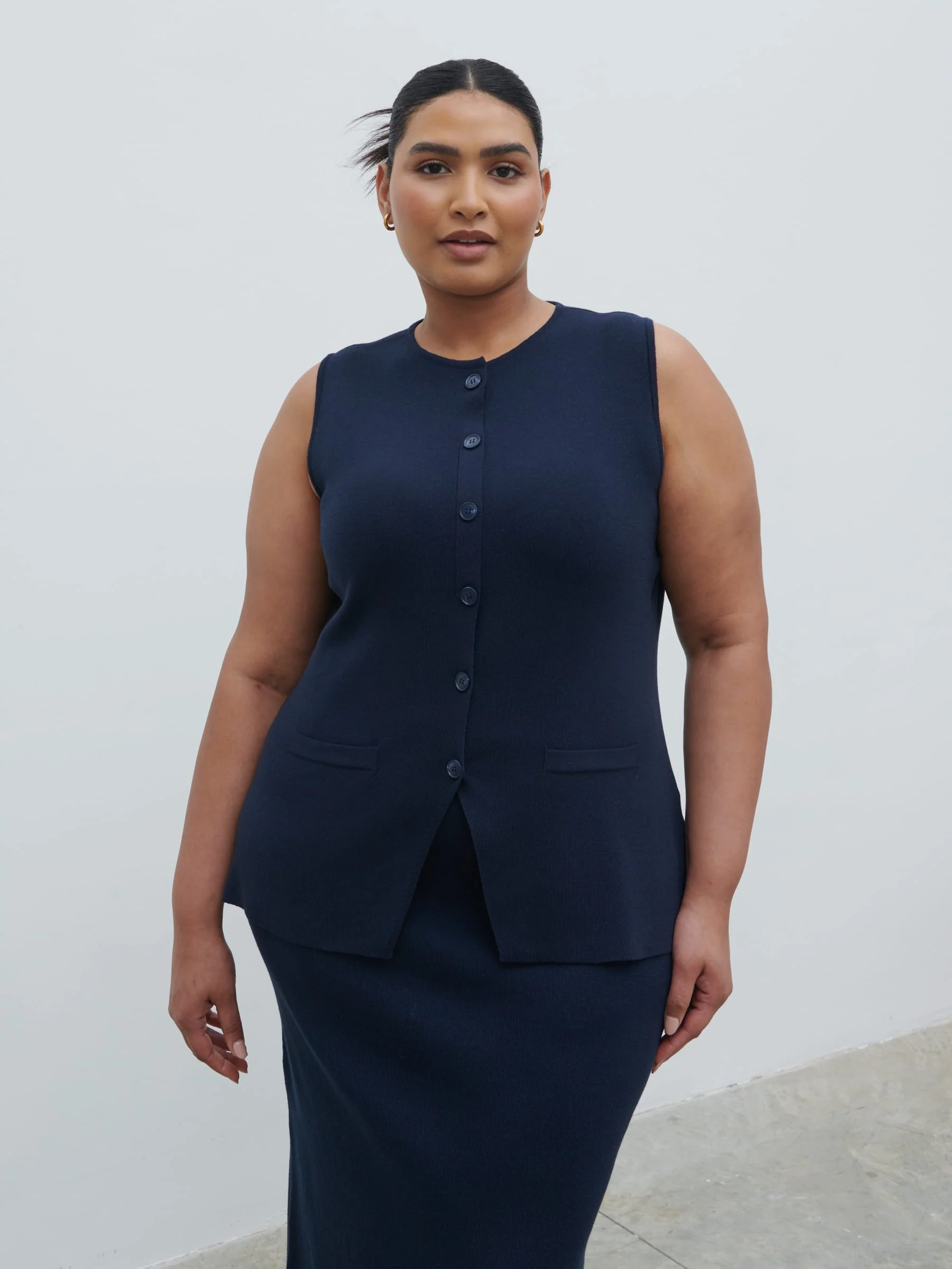 Alba Knit Waistcoat Curve - Navy - Image 2