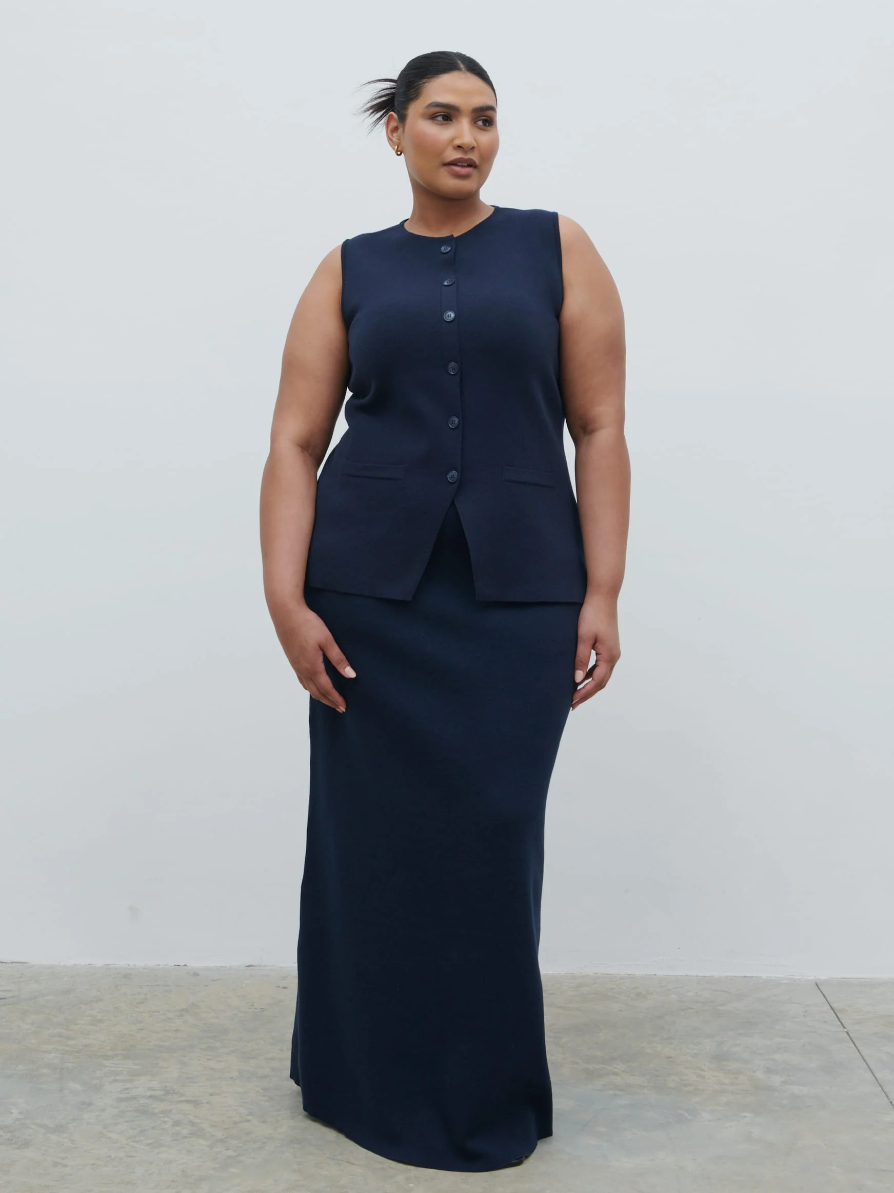 Alba Knit Waistcoat Curve - Navy - Image 6