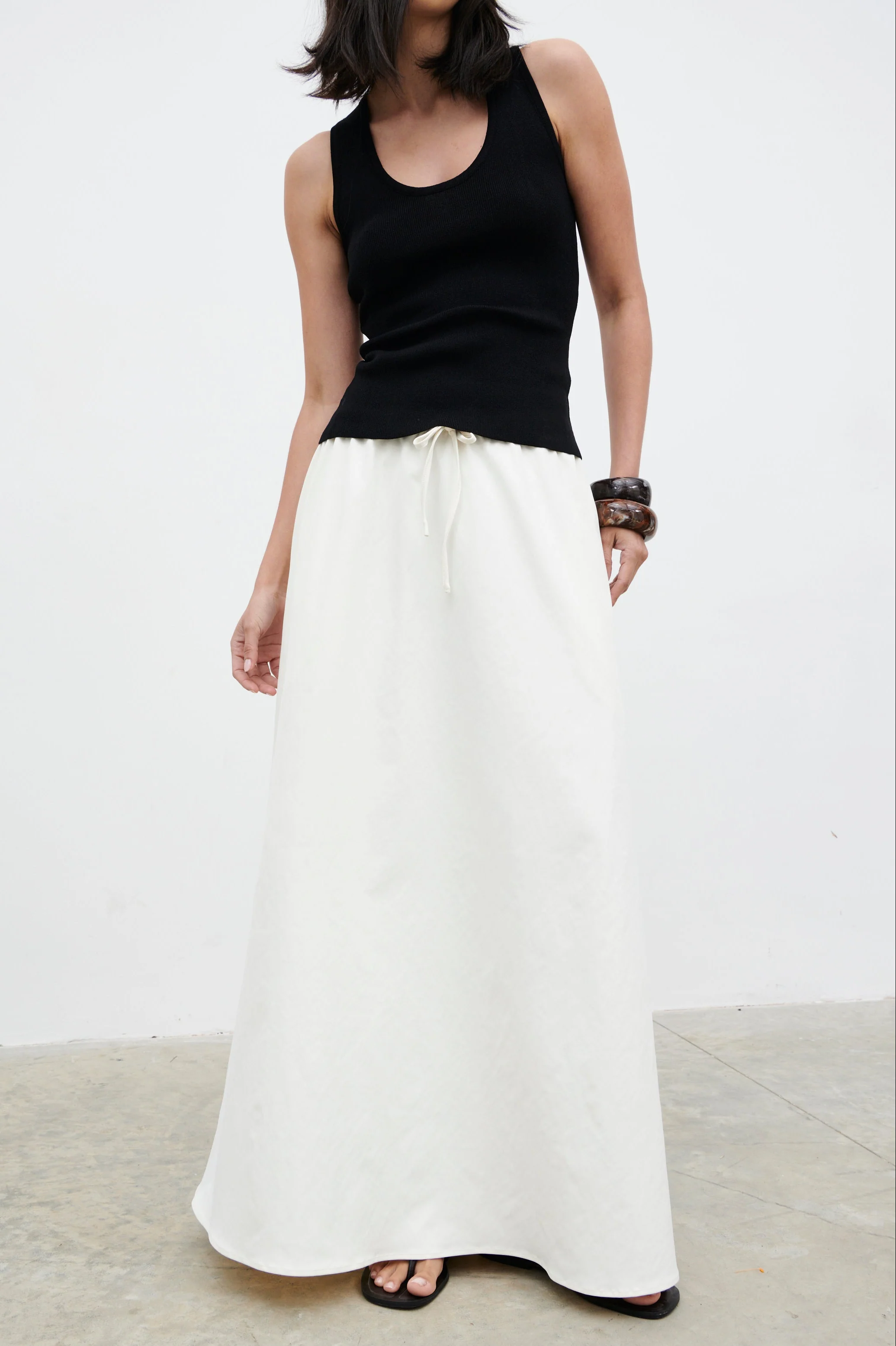 Ali Scoop Neck Knit Top - Black - Image 4