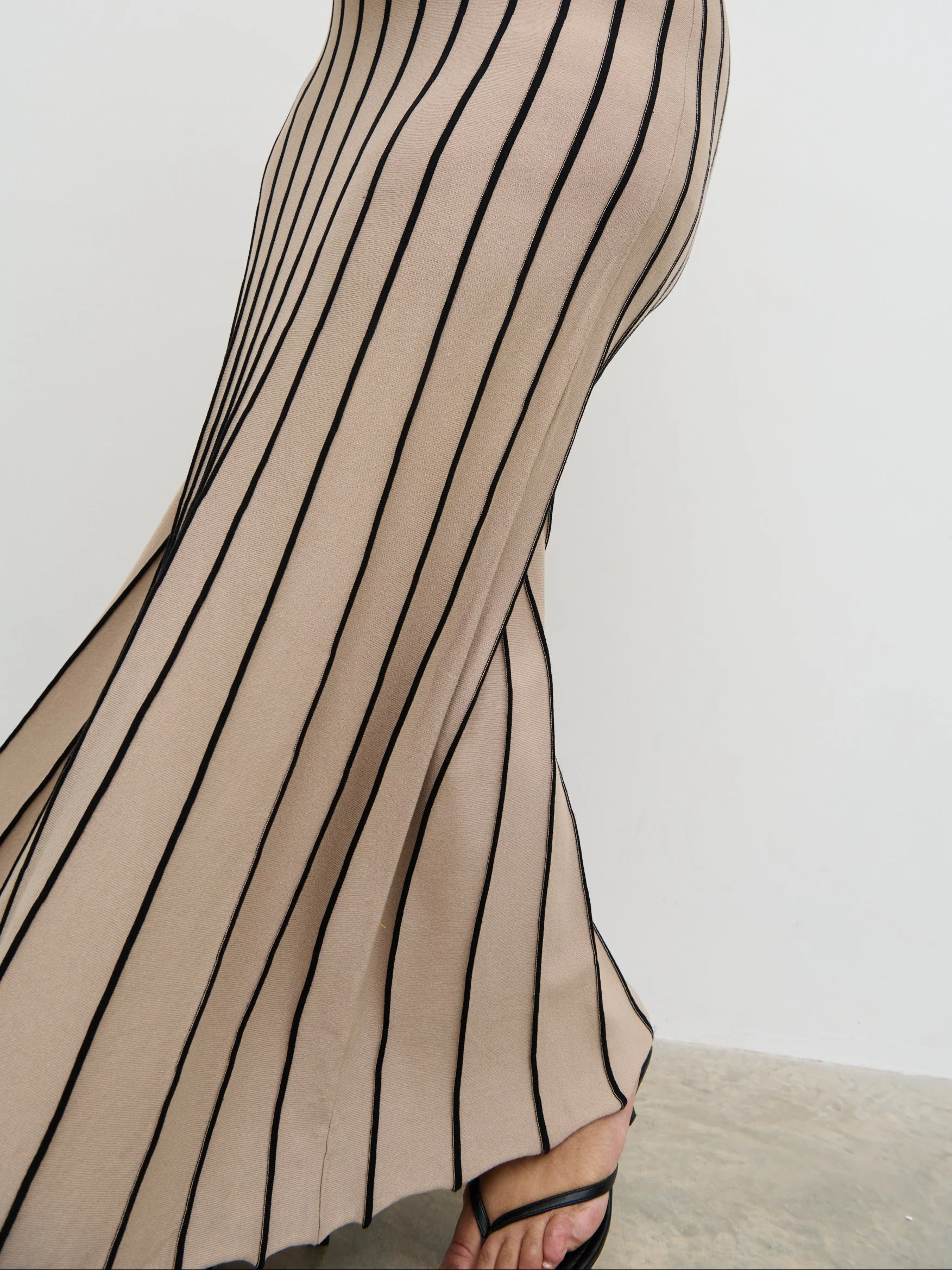 Alyssia Stripe Long Midaxi Knit Dress Curve - Dark Beige and Black - Image 3