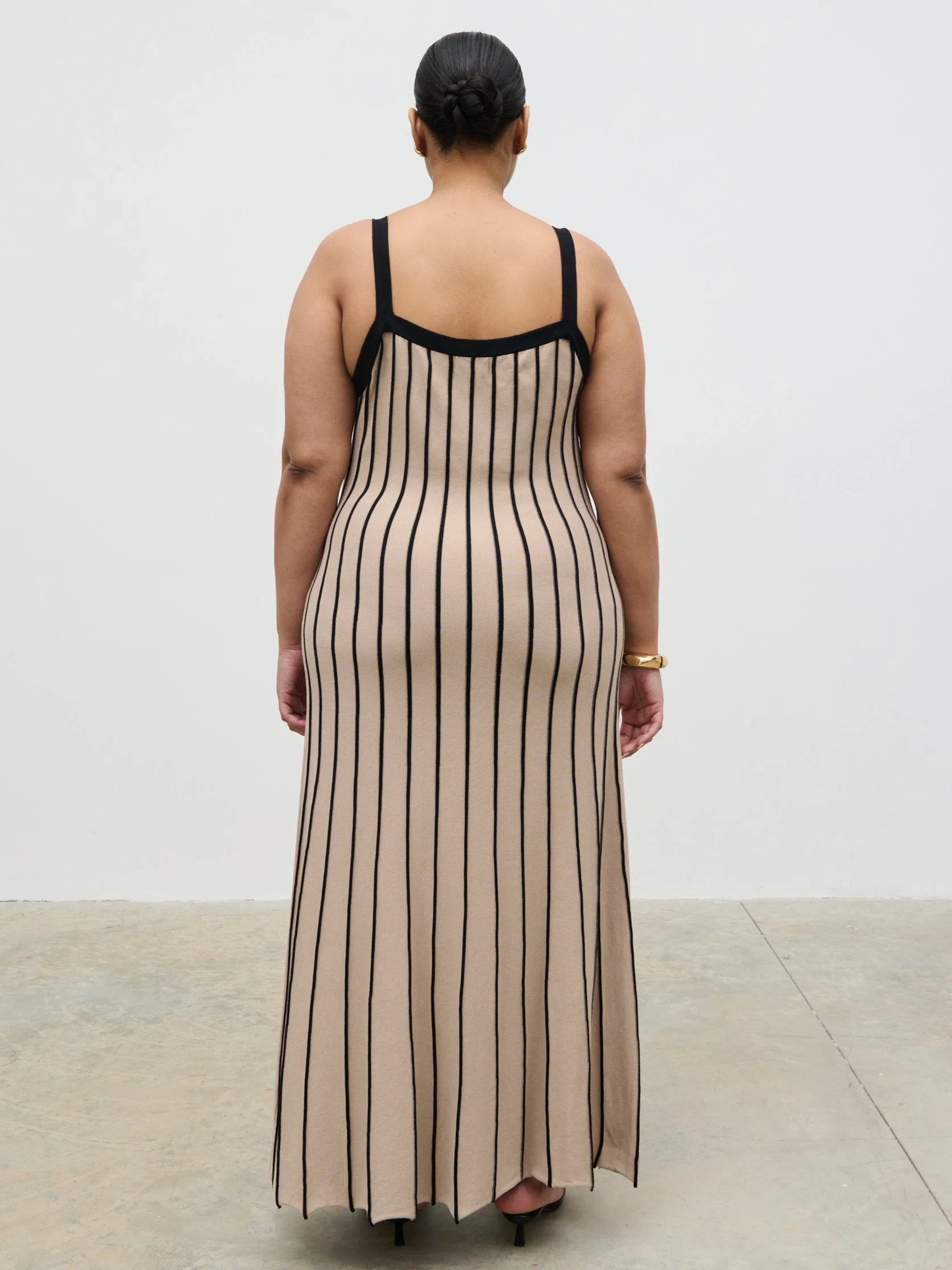 Alyssia Stripe Long Midaxi Knit Dress Curve - Dark Beige and Black - Image 4