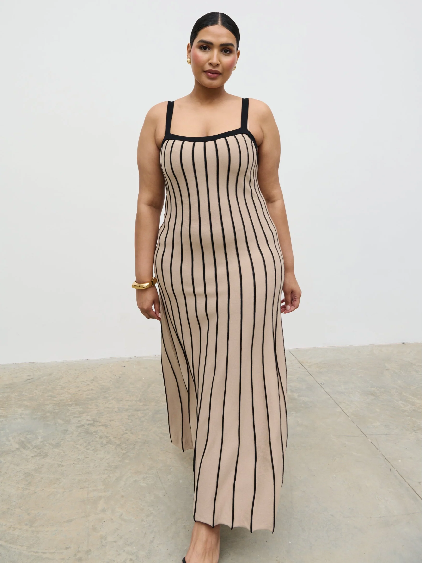 Alyssia Stripe Long Midaxi Knit Dress Curve - Dark Beige and Black - Image 5