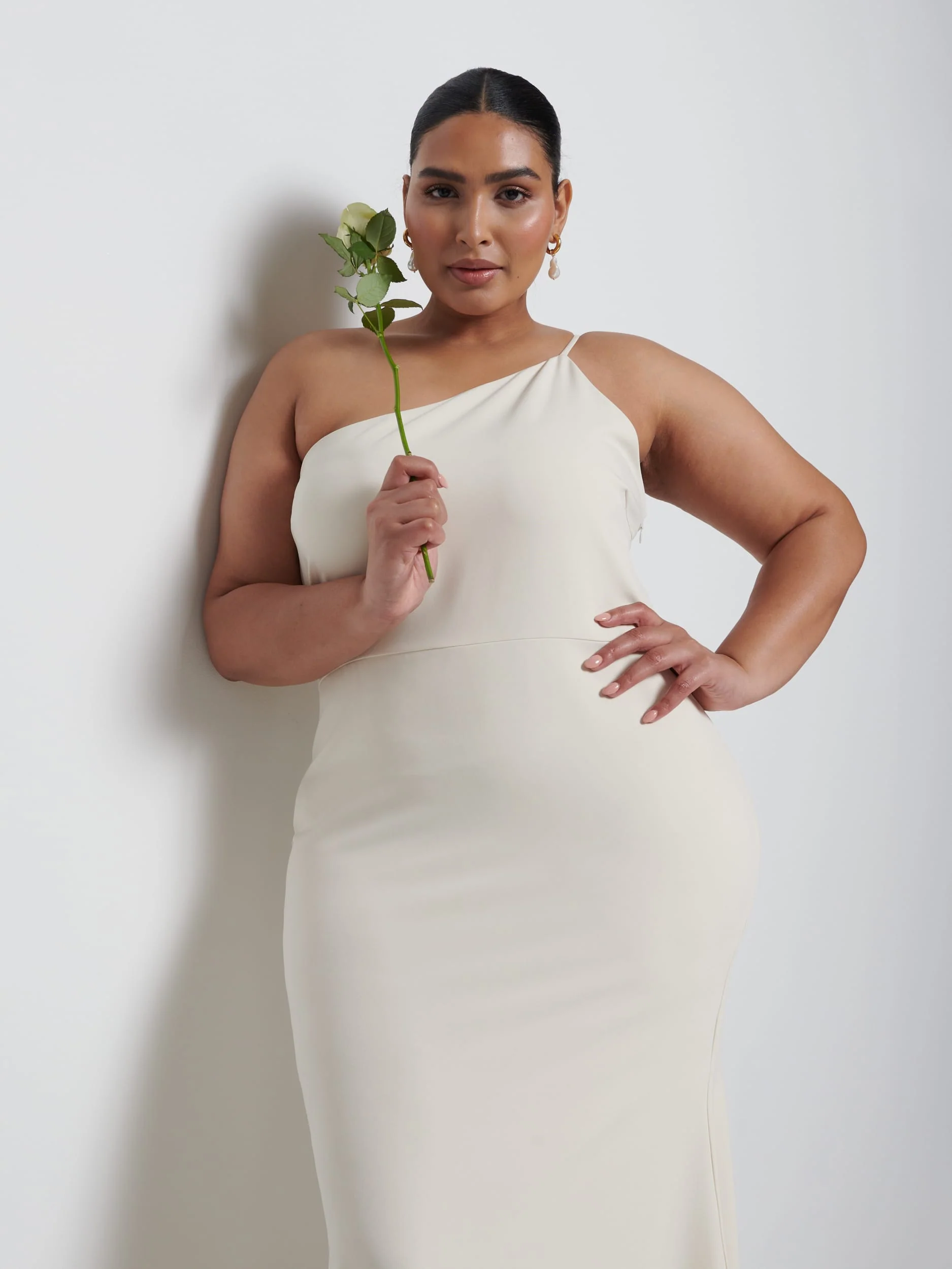 Amelia Crepe Maxi Bridesmaid Dress Curve - Champagne - Image 2