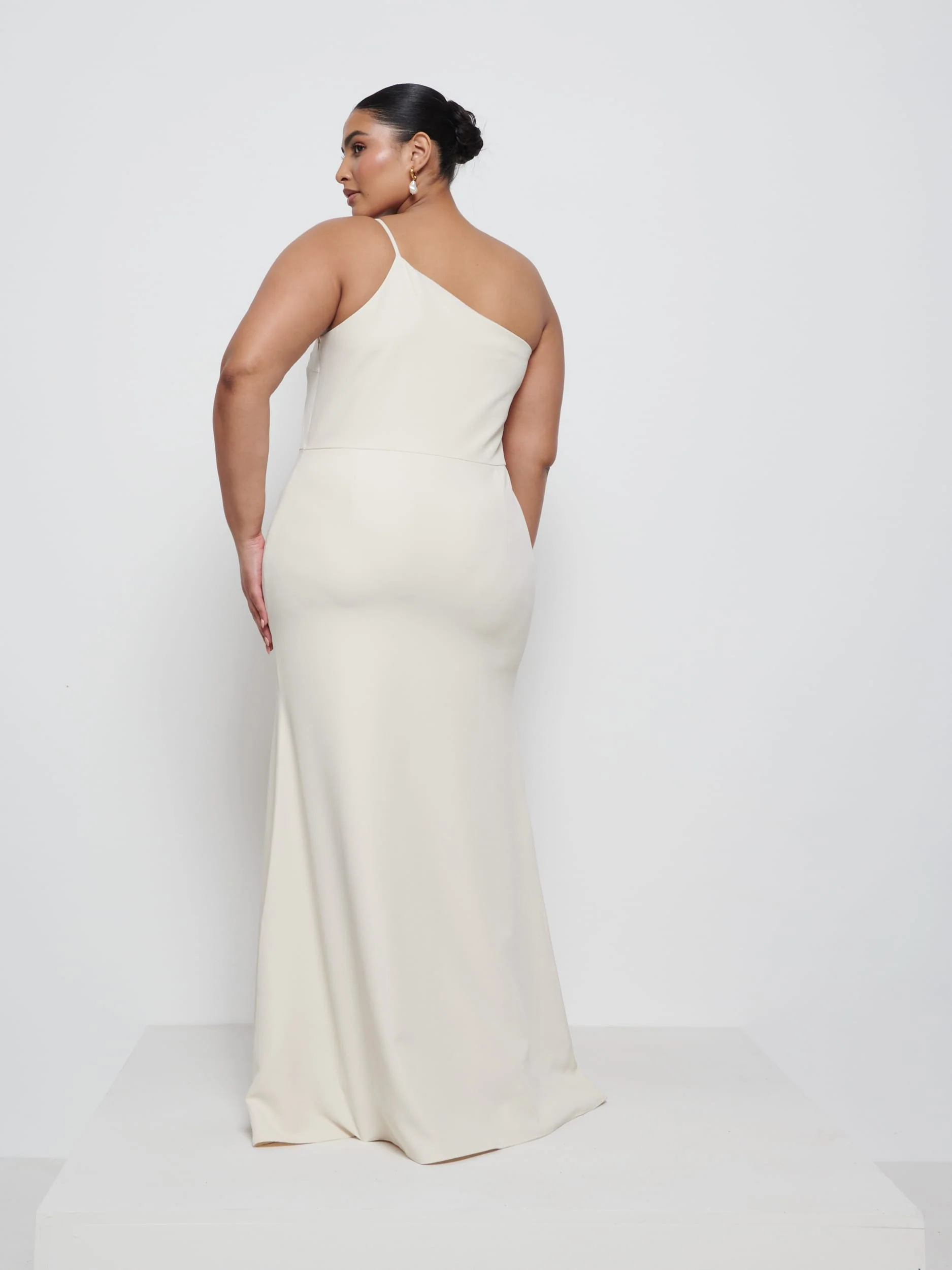 Amelia Crepe Maxi Bridesmaid Dress Curve - Champagne - Image 3
