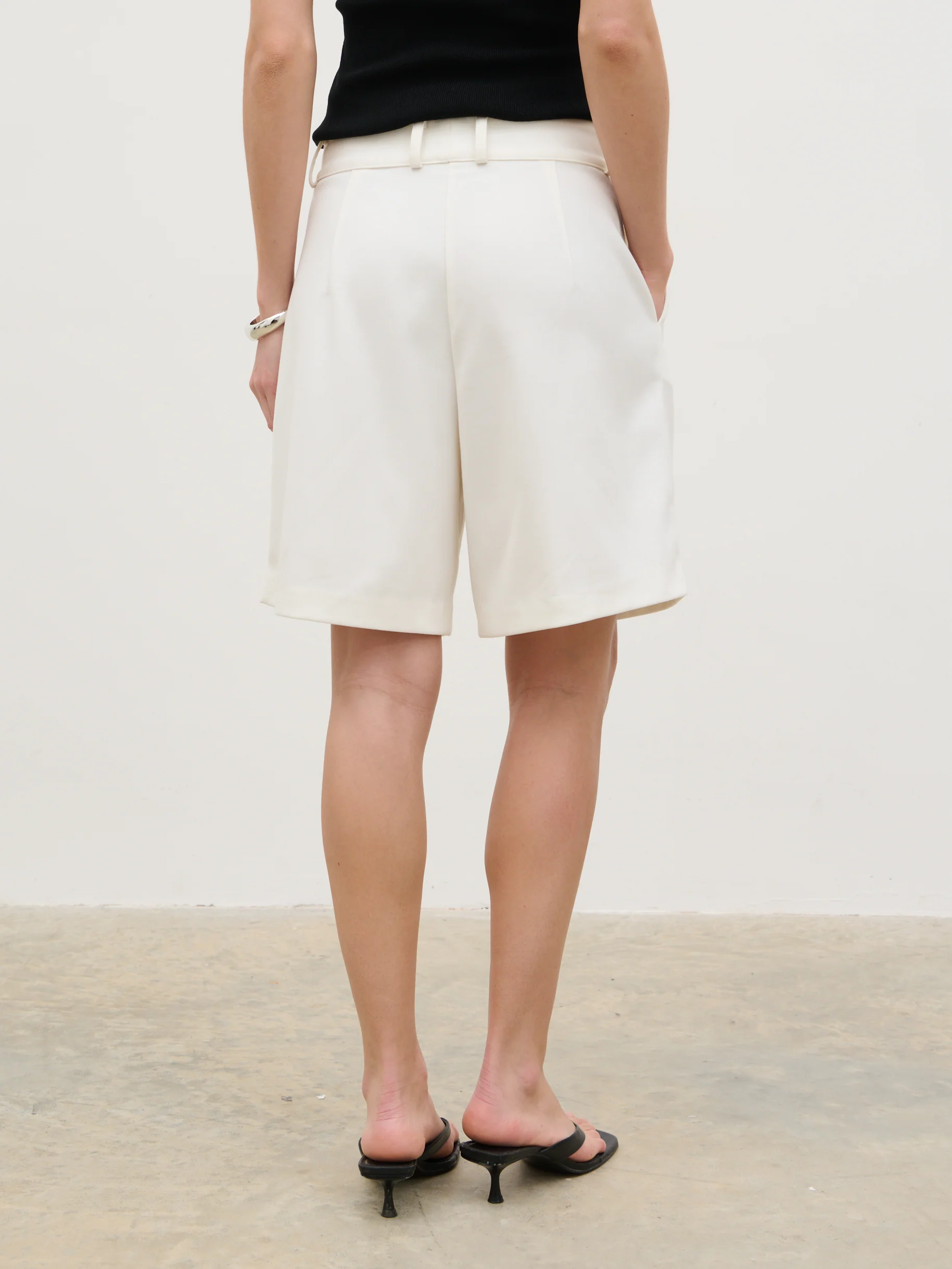 Amelise Bermuda Shorts - Cream - Image 8