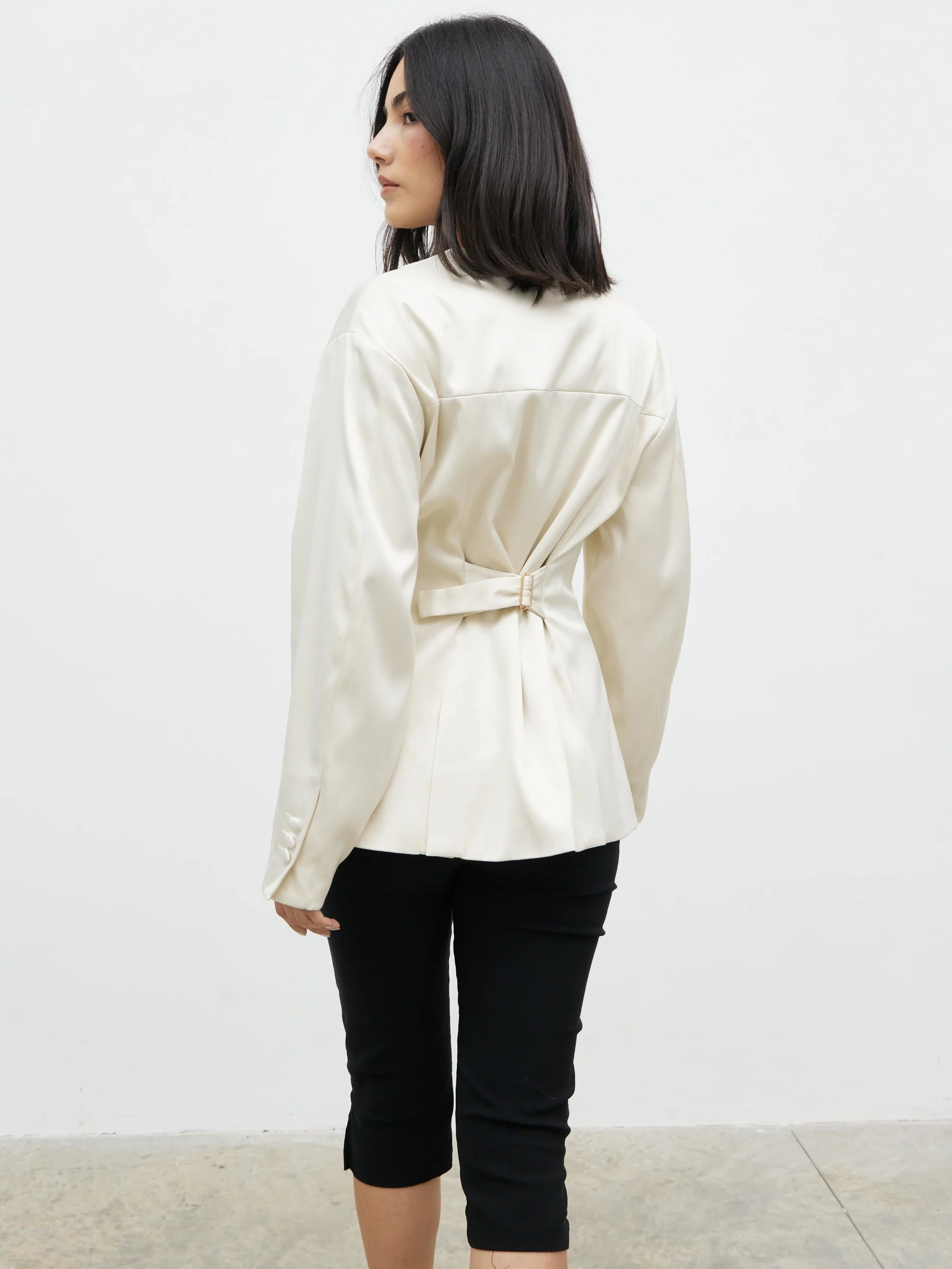 Amora Collarless Bonded Satin Jacket - Oyster - Image 4