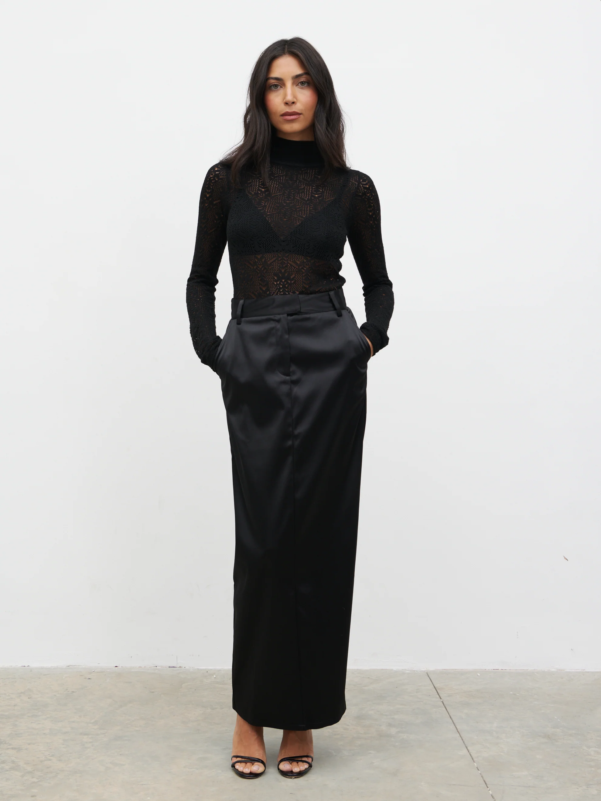 Annalise High Neck Patterned Fine Knit Top - Black - Image 3