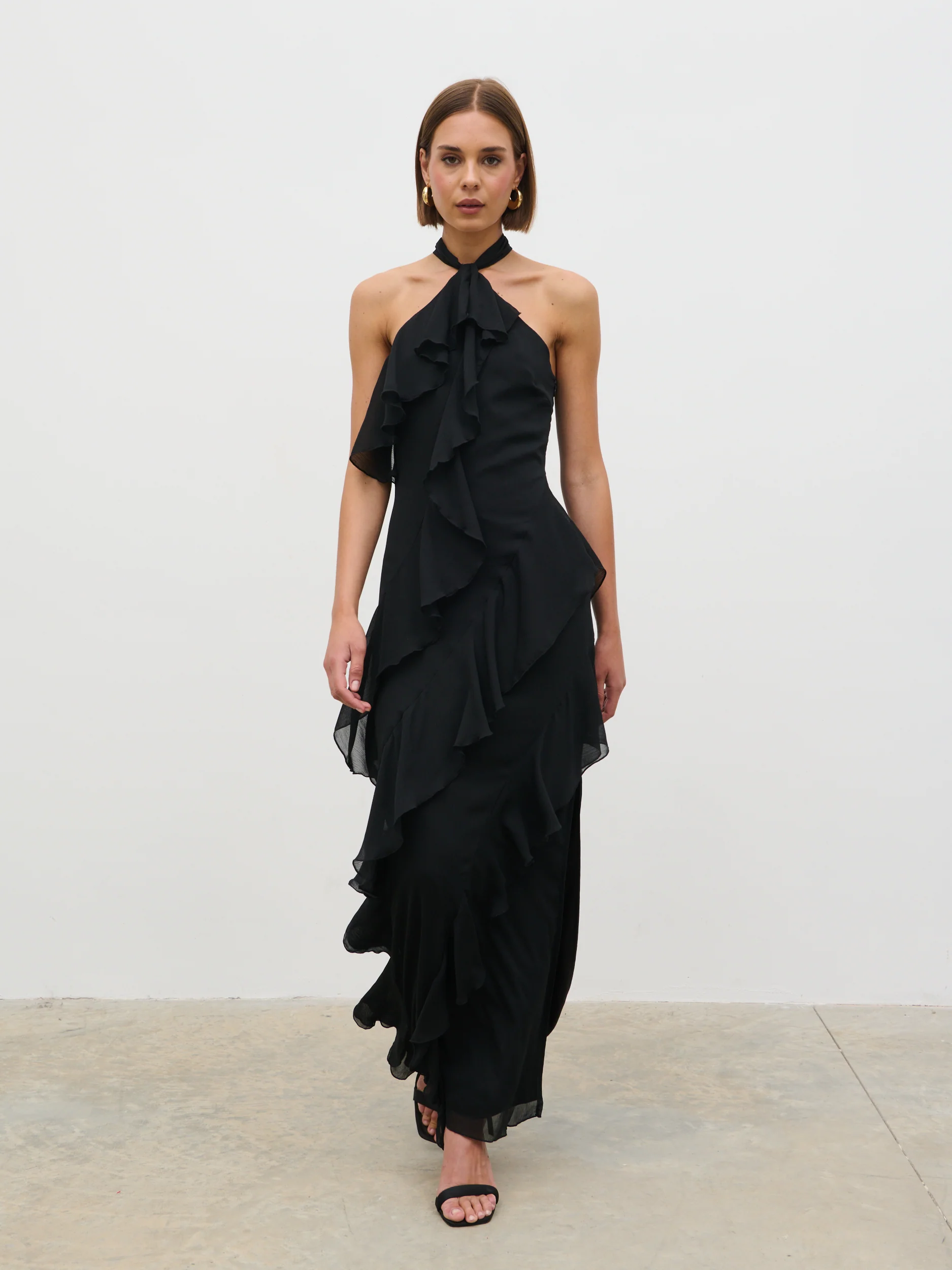 Aria Halter Neck Ruffle Maxi Dress - Black - Image 2