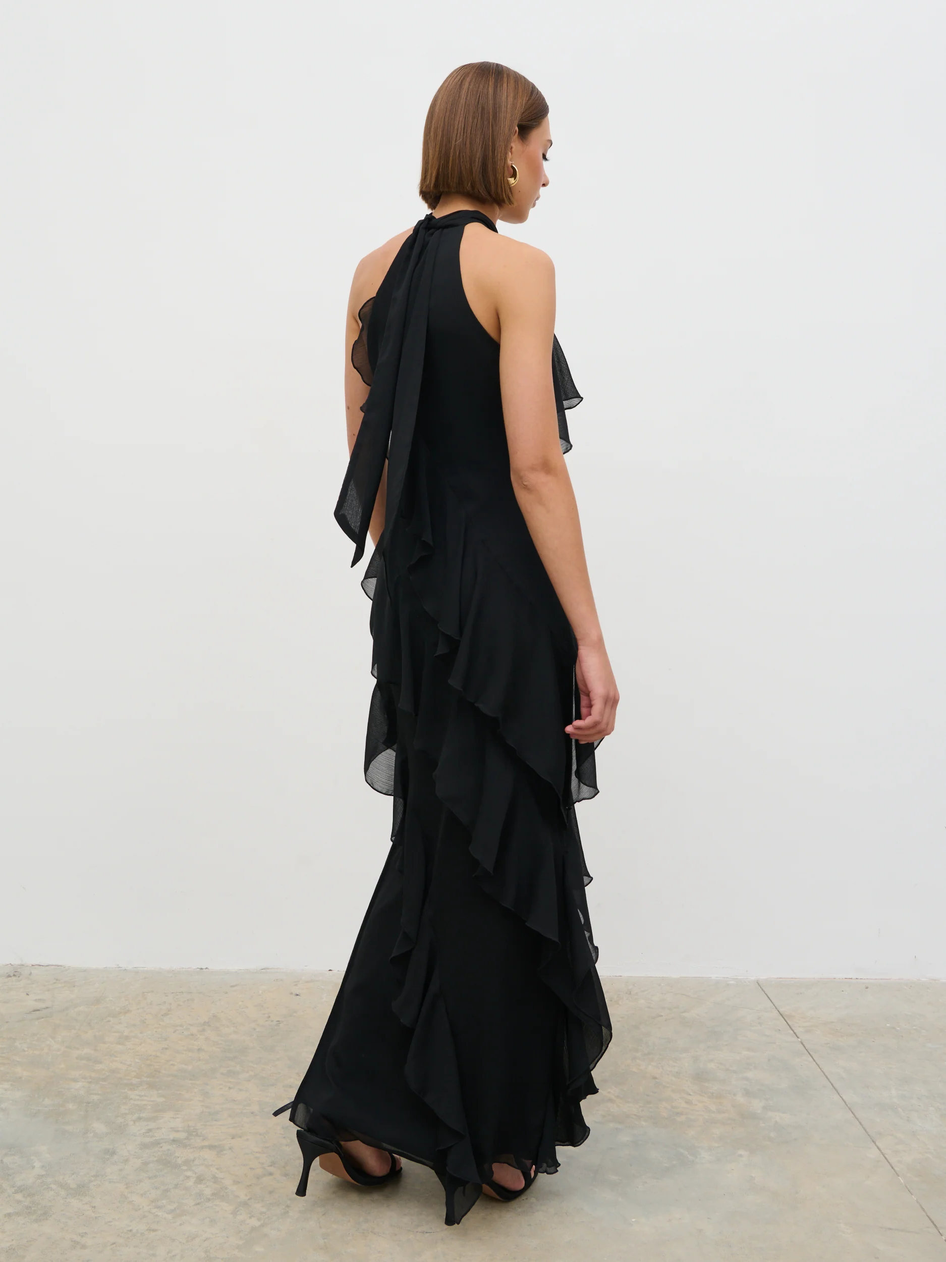 Aria Halter Neck Ruffle Maxi Dress - Black - Image 4