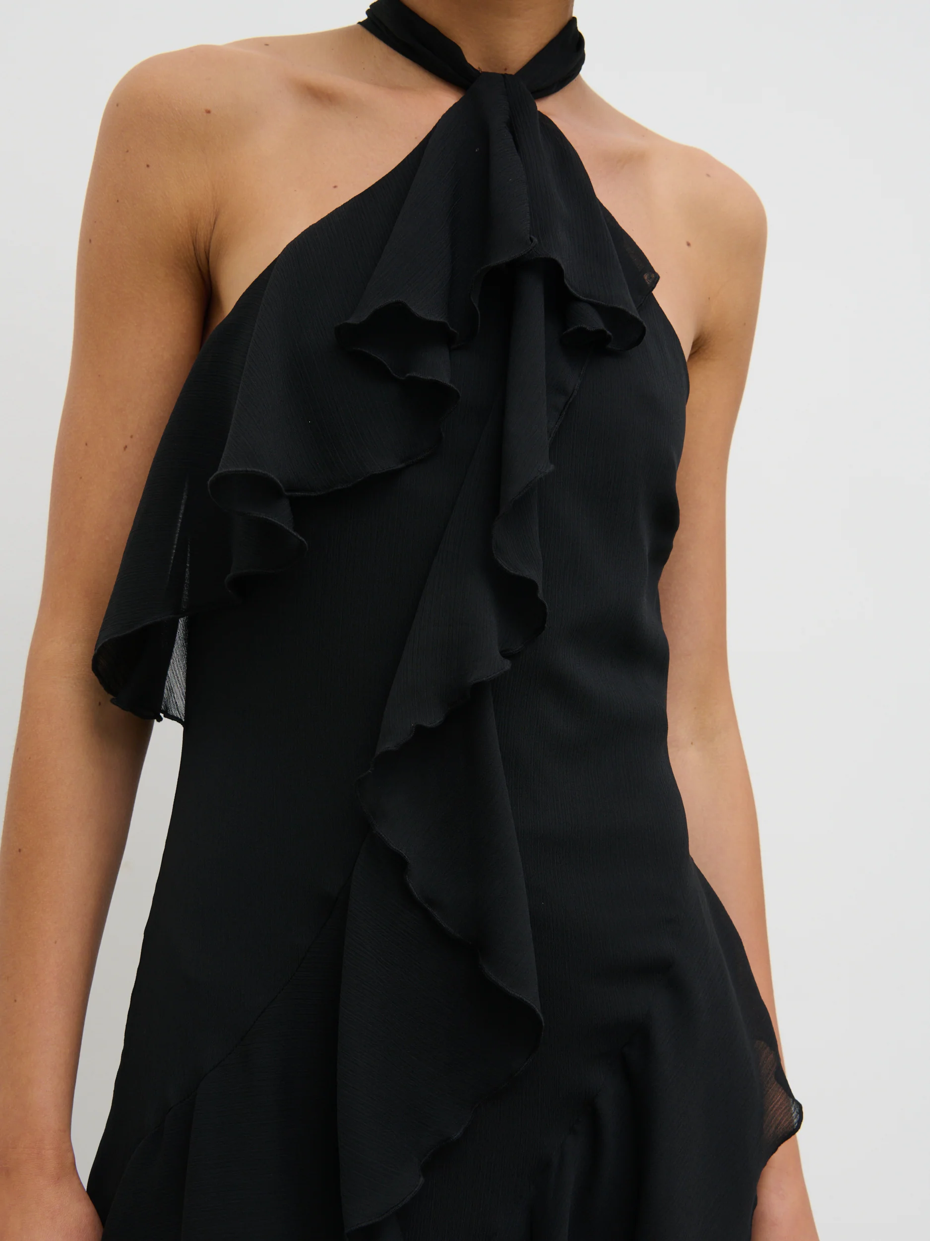 Aria Halter Neck Ruffle Maxi Dress - Black - Image 6