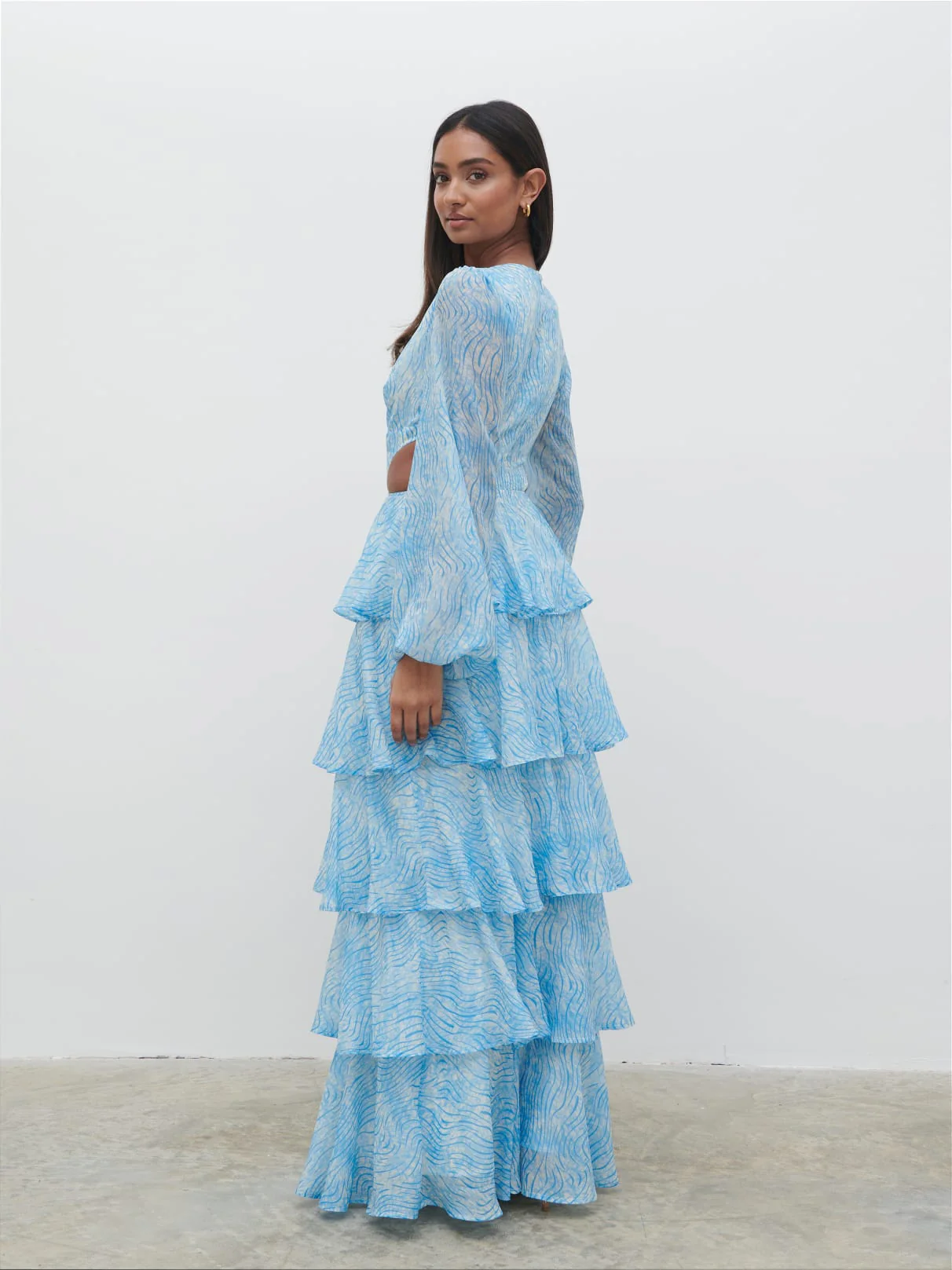 Ashton Cut Out Maxi Dress - Blue Swirl - Image 3