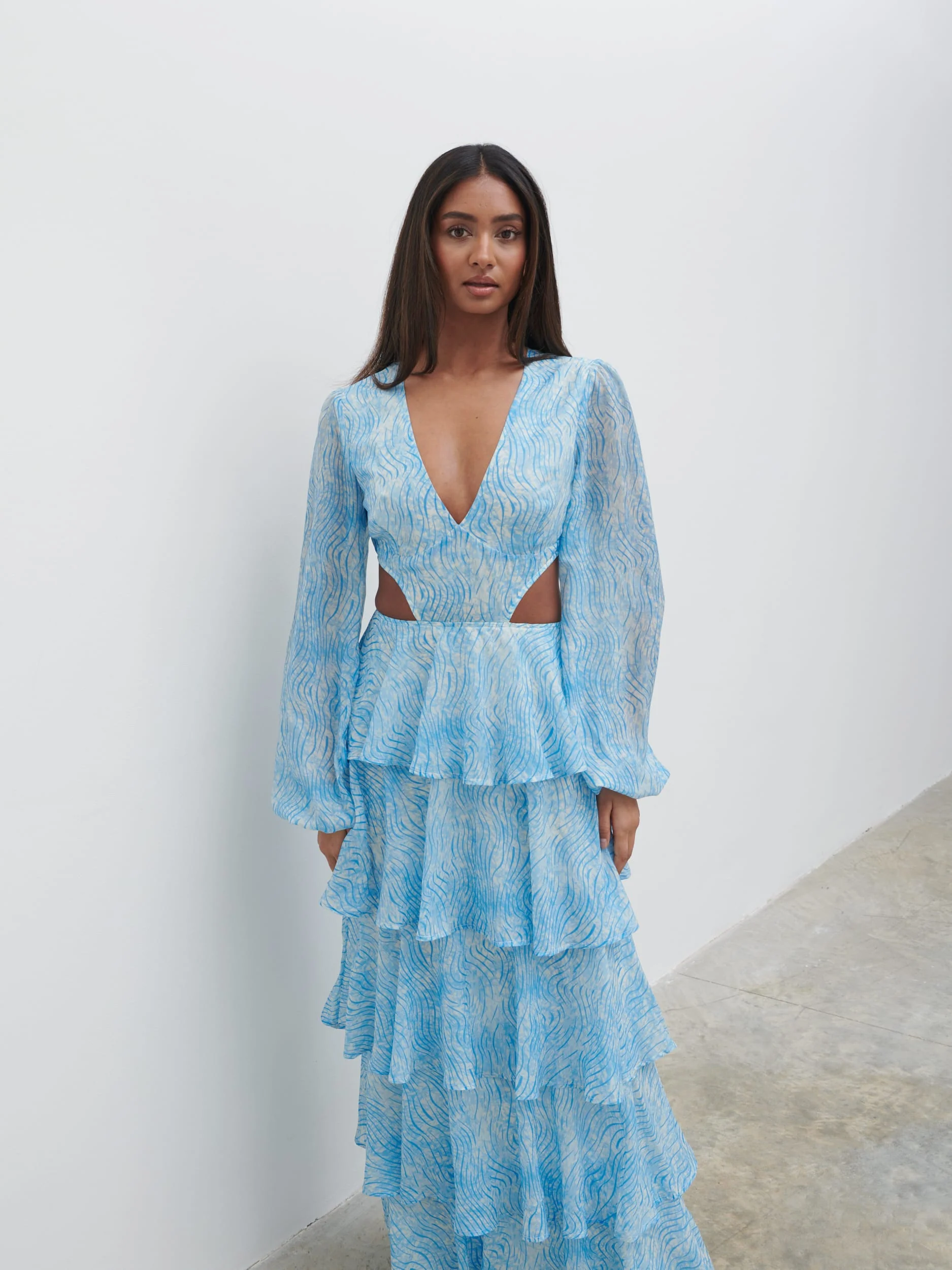Ashton Cut Out Maxi Dress - Blue Swirl - Image 4