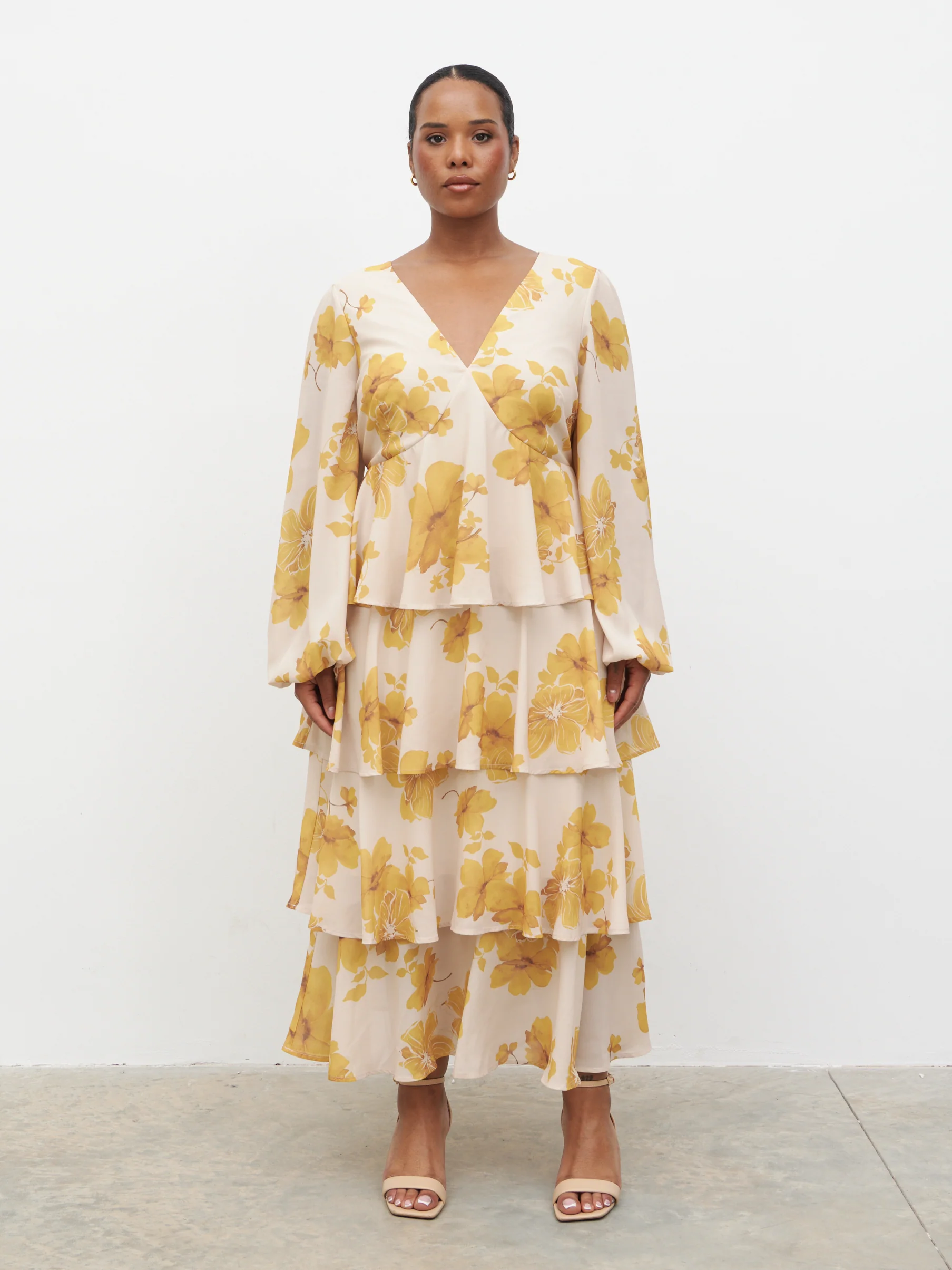 Ashton Ruffle Midaxi Dress Curve - Yellow Ochre Floral - Image 5