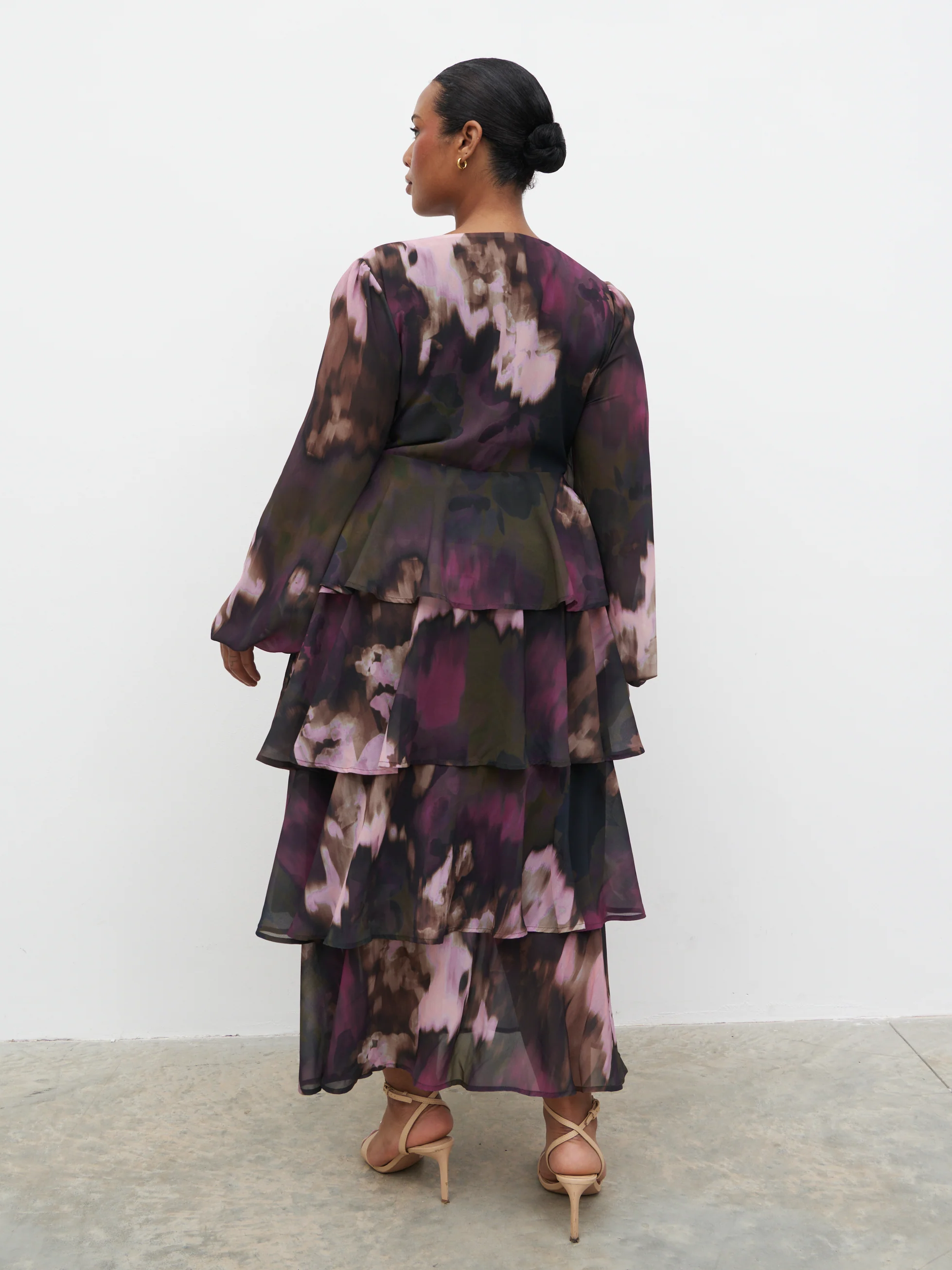 Ashton Ruffle Midi Dress Curve - Purple and Khaki Ombre - Image 4
