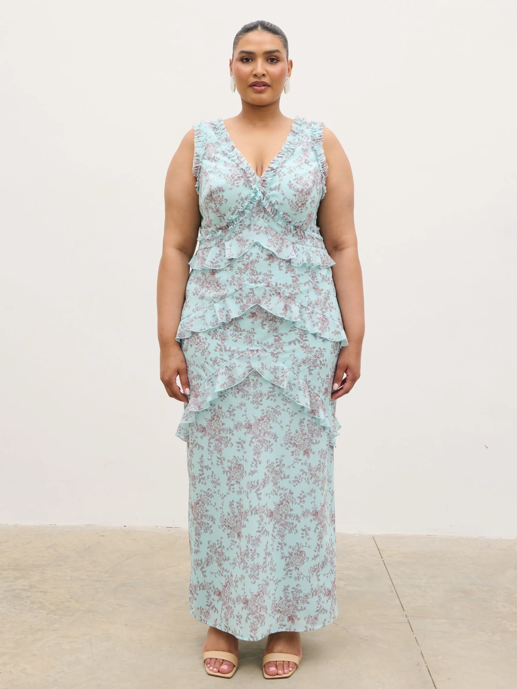 Aurelia Ruffle Maxi Dress Curve - Seaspray and Brown Floral - Image 6
