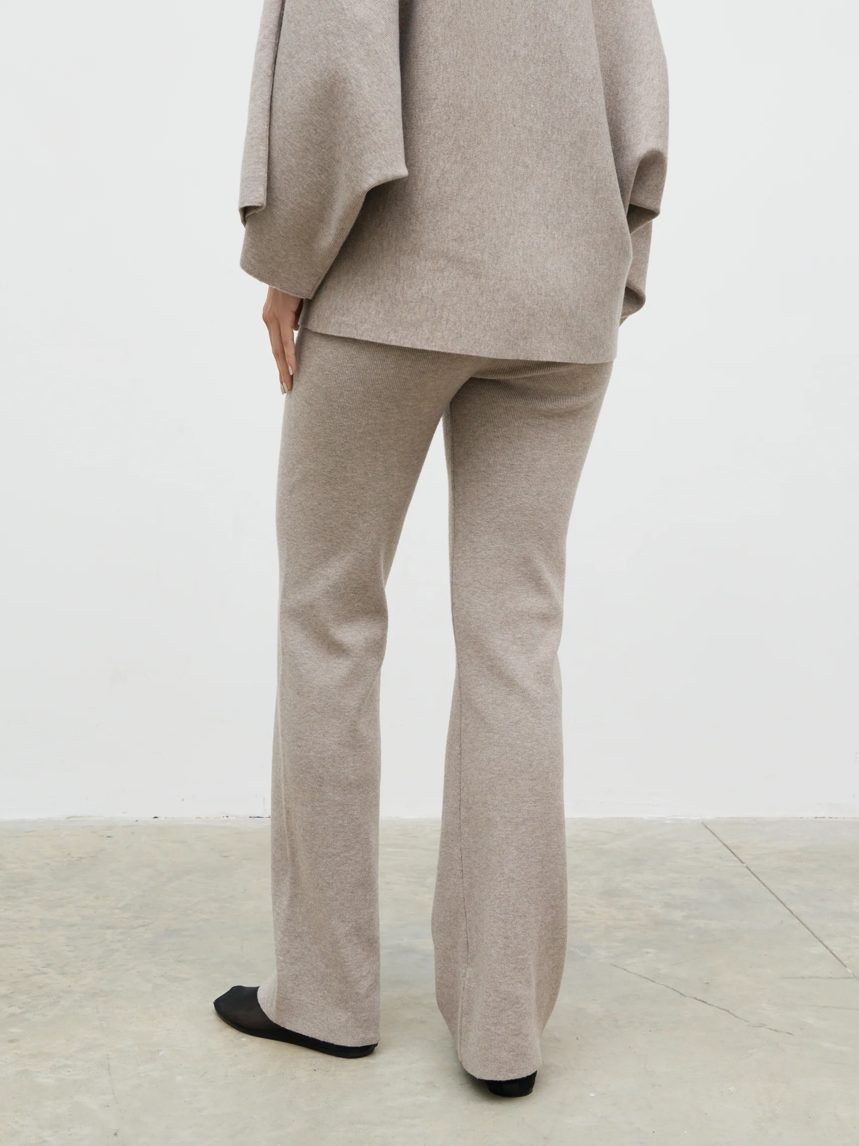 Aurelie Knit Trousers - Dark Taupe - Image 5