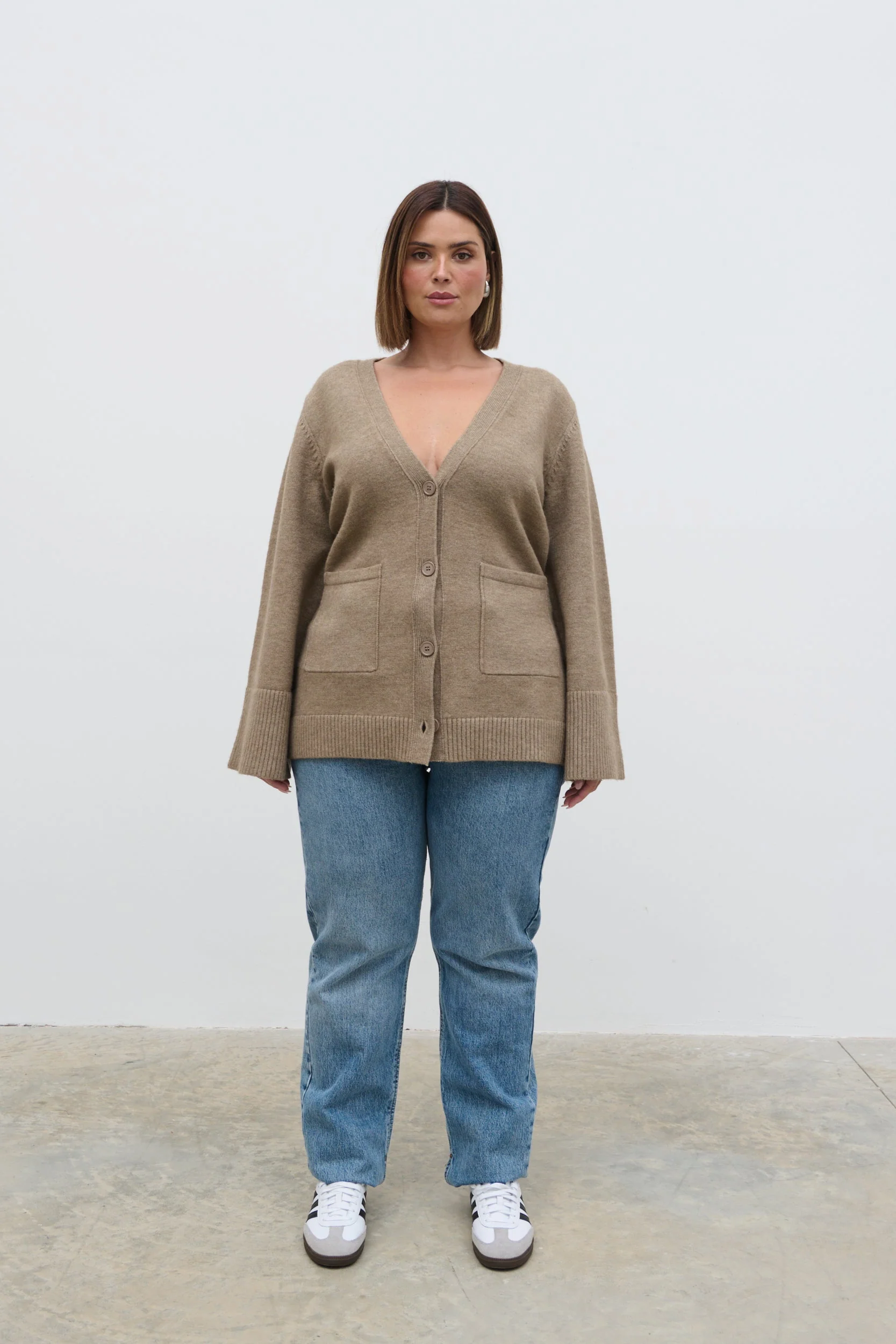 Autumn Knit Cardigan Curve - Dark Beige - Image 6