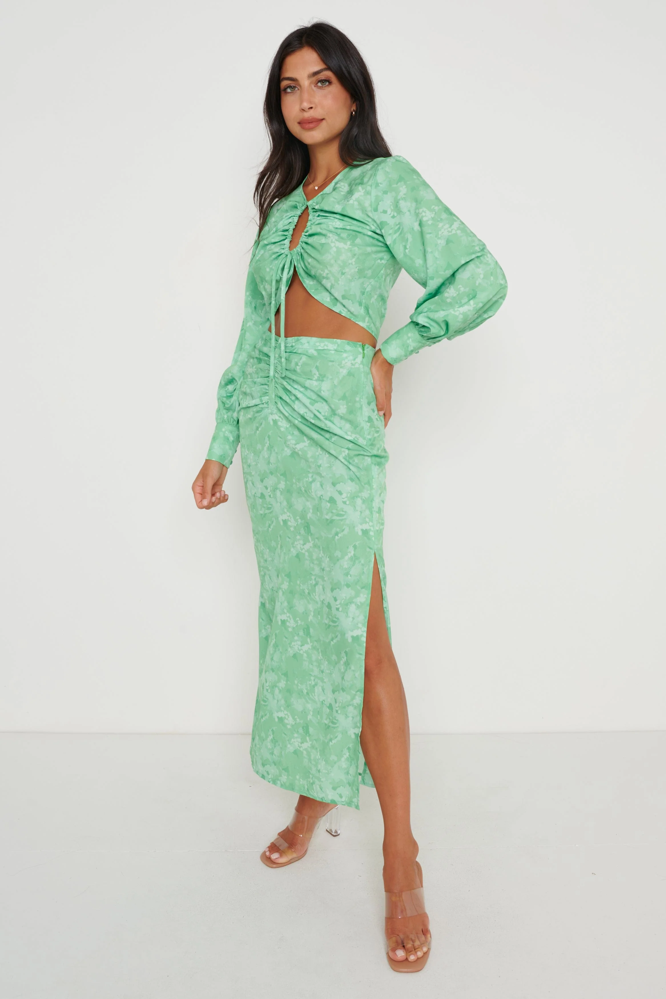 Bec Ruched Waist Midaxi Skirt - Green Abstract Floral - Image 2