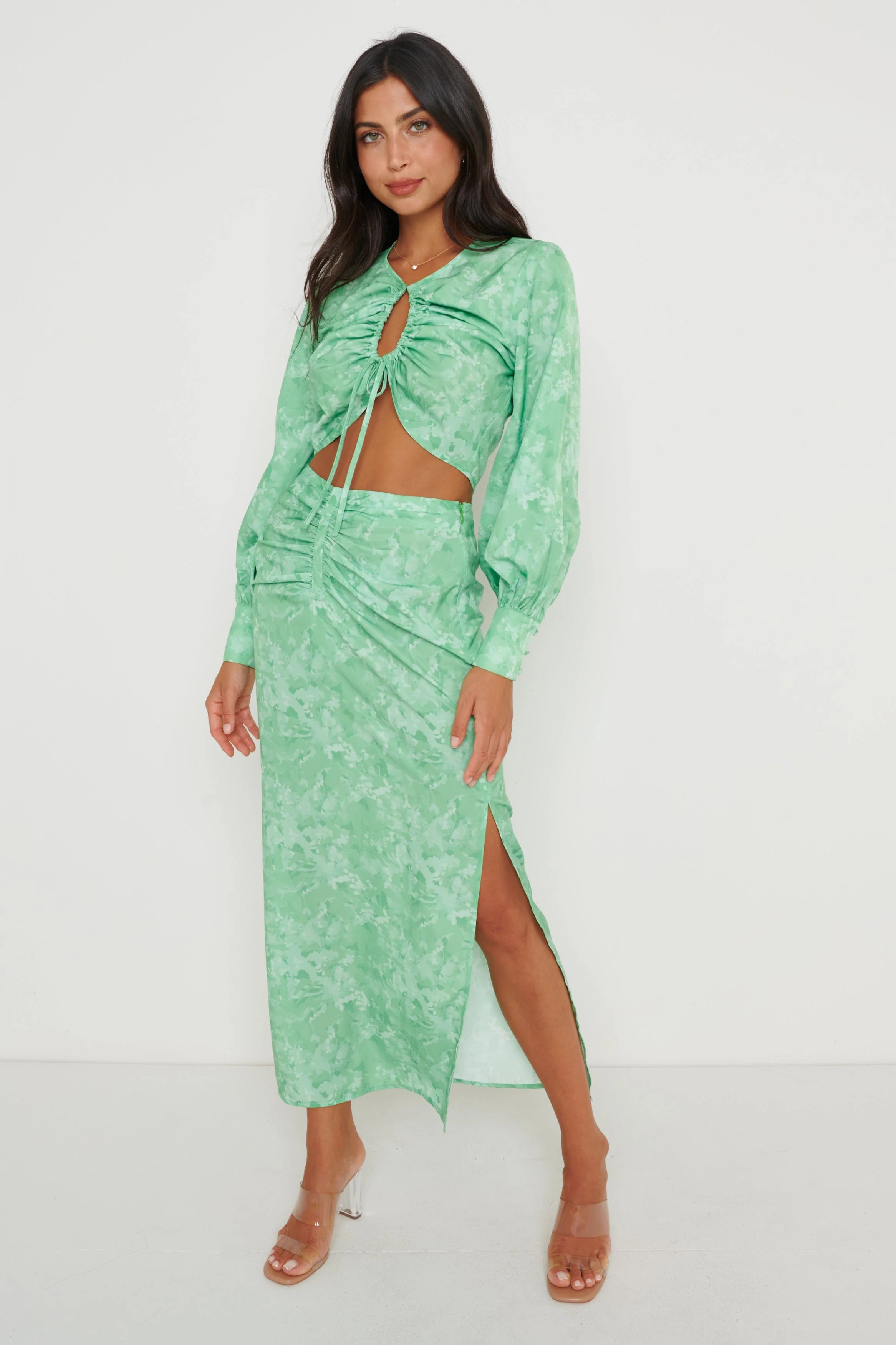 Bec Ruched Waist Midaxi Skirt - Green Abstract Floral - Image 3