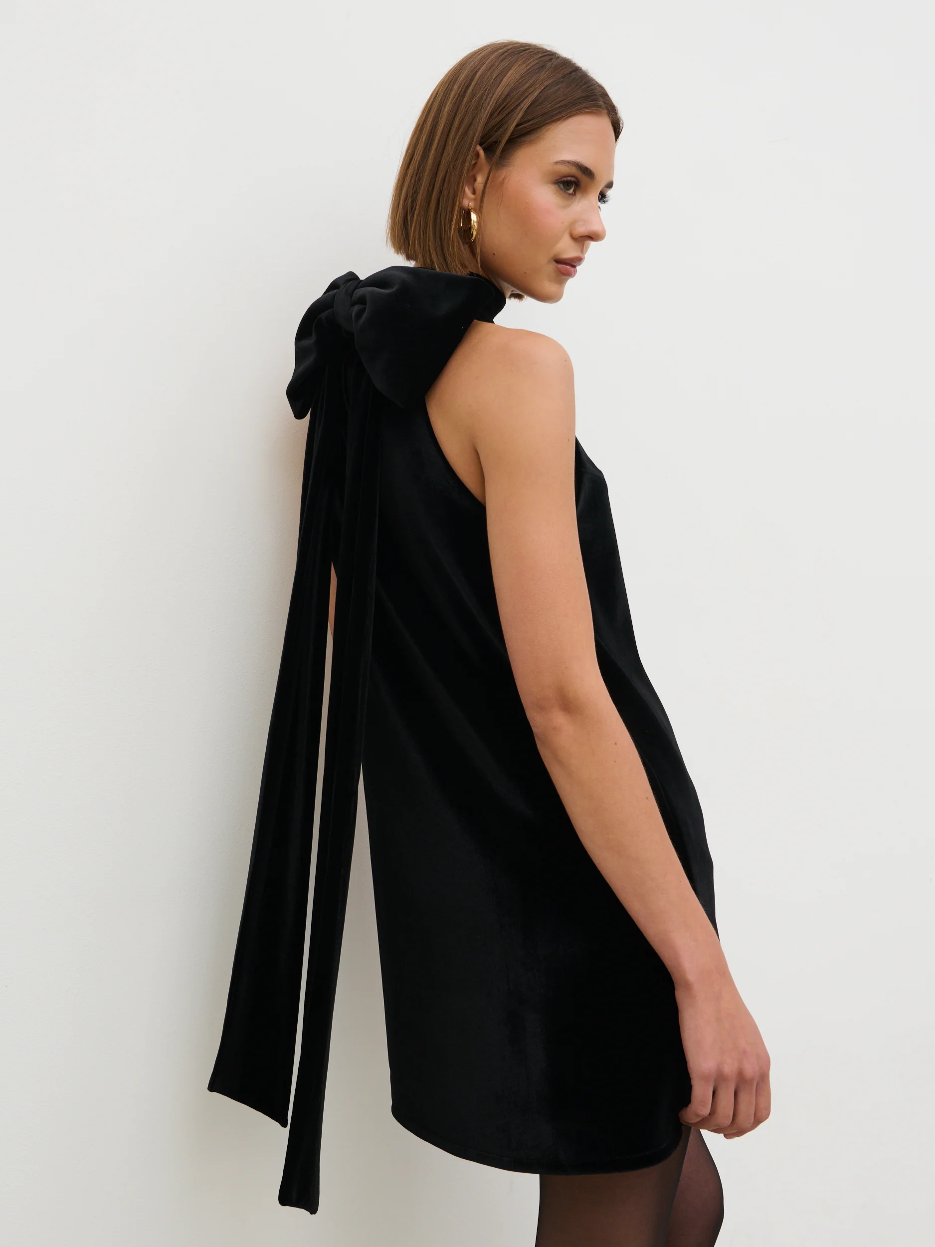 Bella Bow Velvet Mini Dress - Black - Image 2