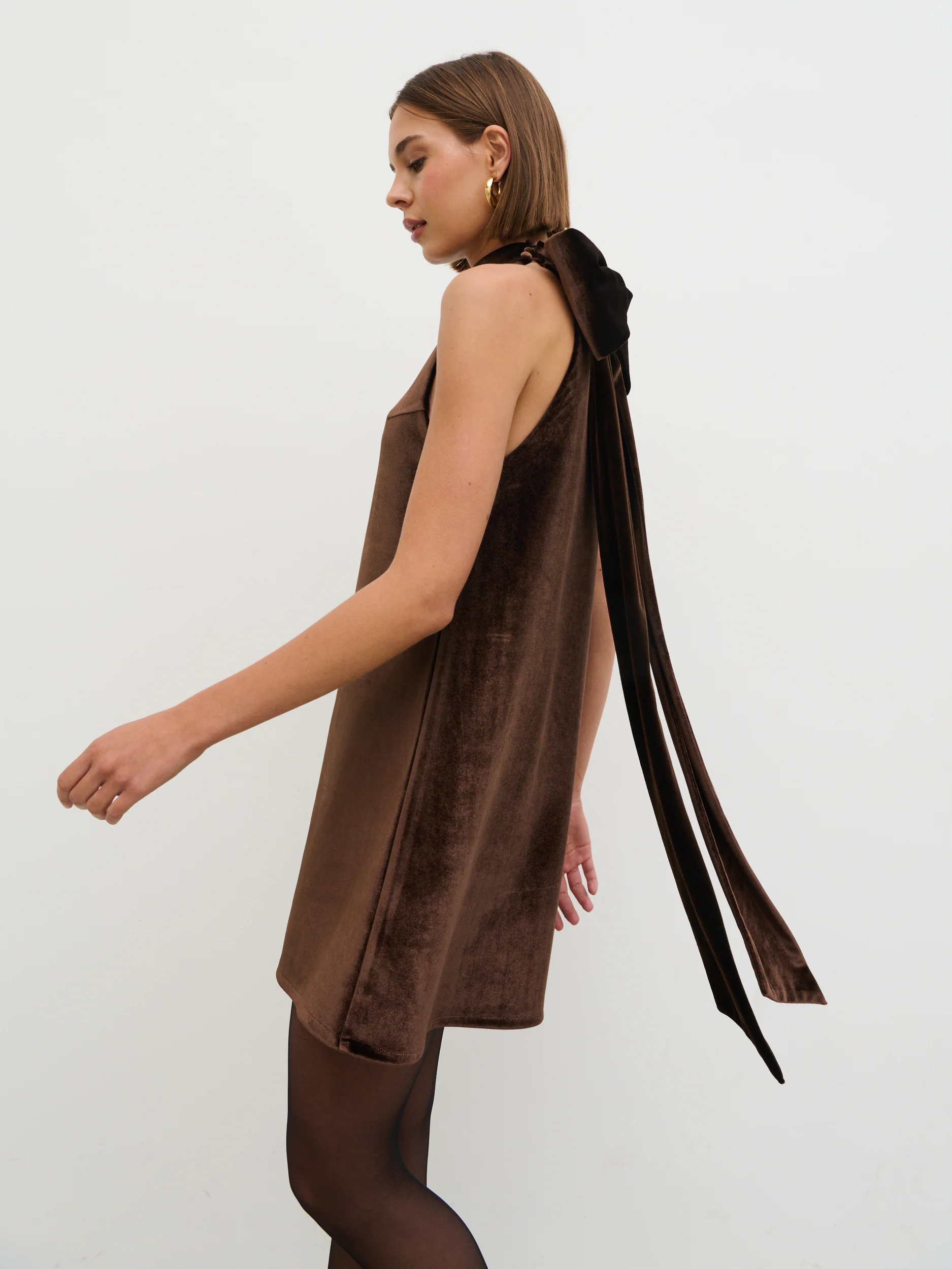 Bella Bow Velvet Mini Dress - Brown - Image 4