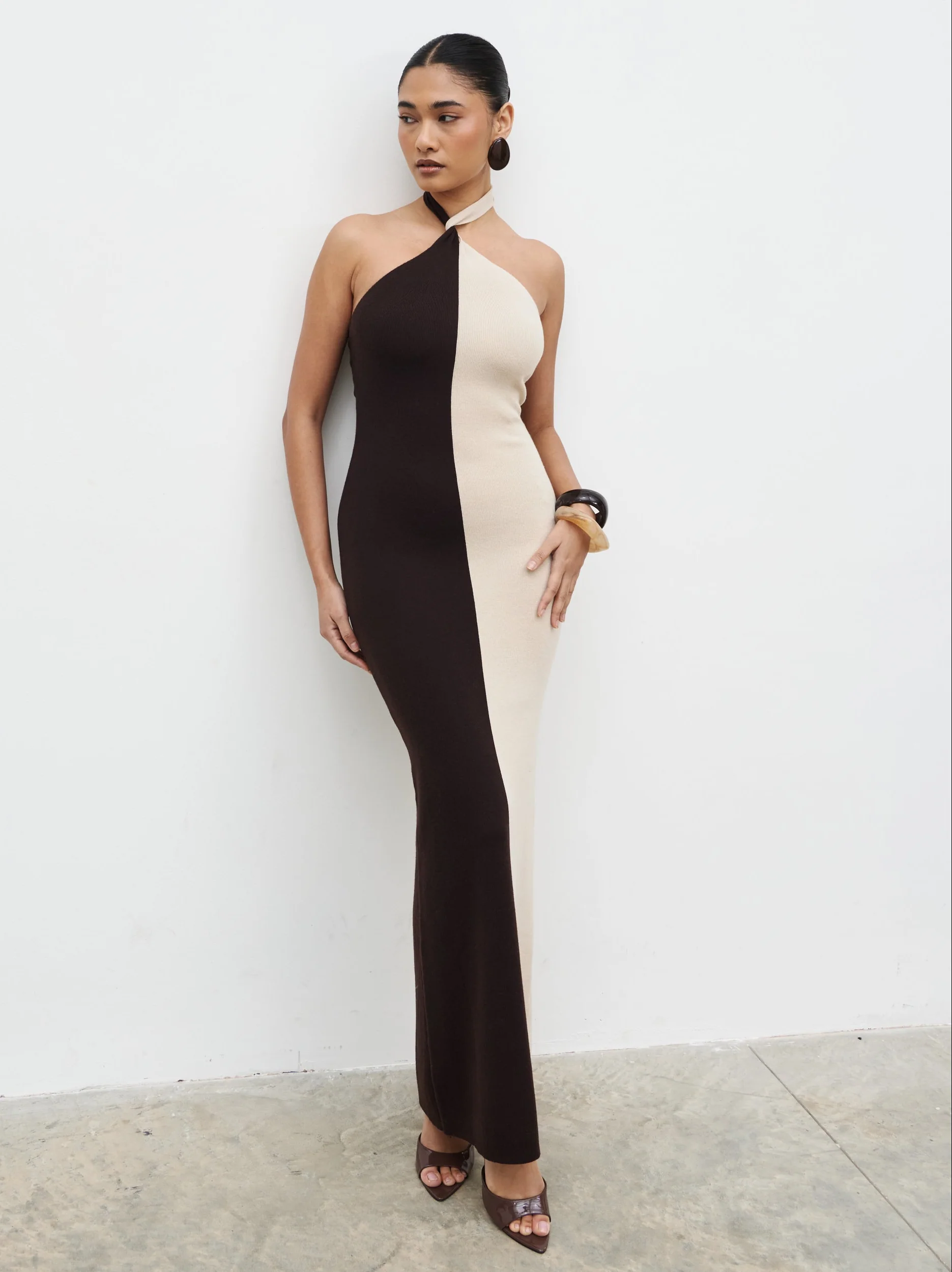 Berkley Contrast Knit Maxi Dress - Beige and Chocolate Brown - Image 6