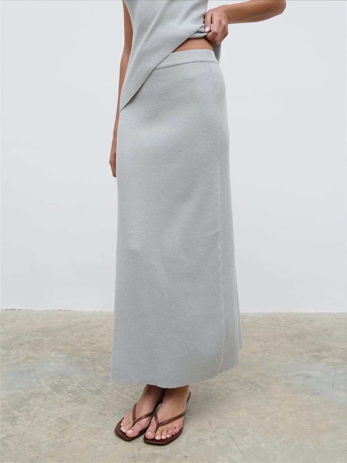 Bexley Knit Midaxi Skirt - Light Blue - Image 4