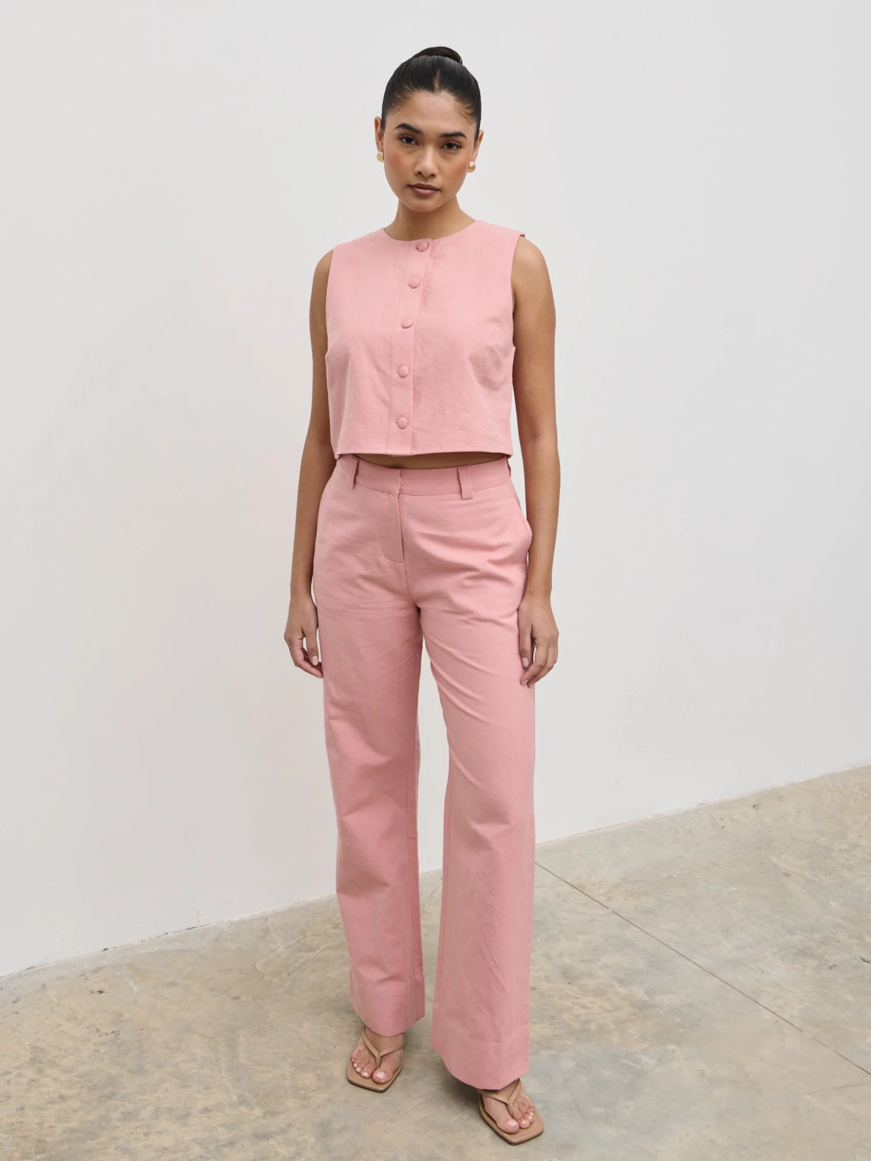 Blair Cropped Button Top - Pink - Image 4