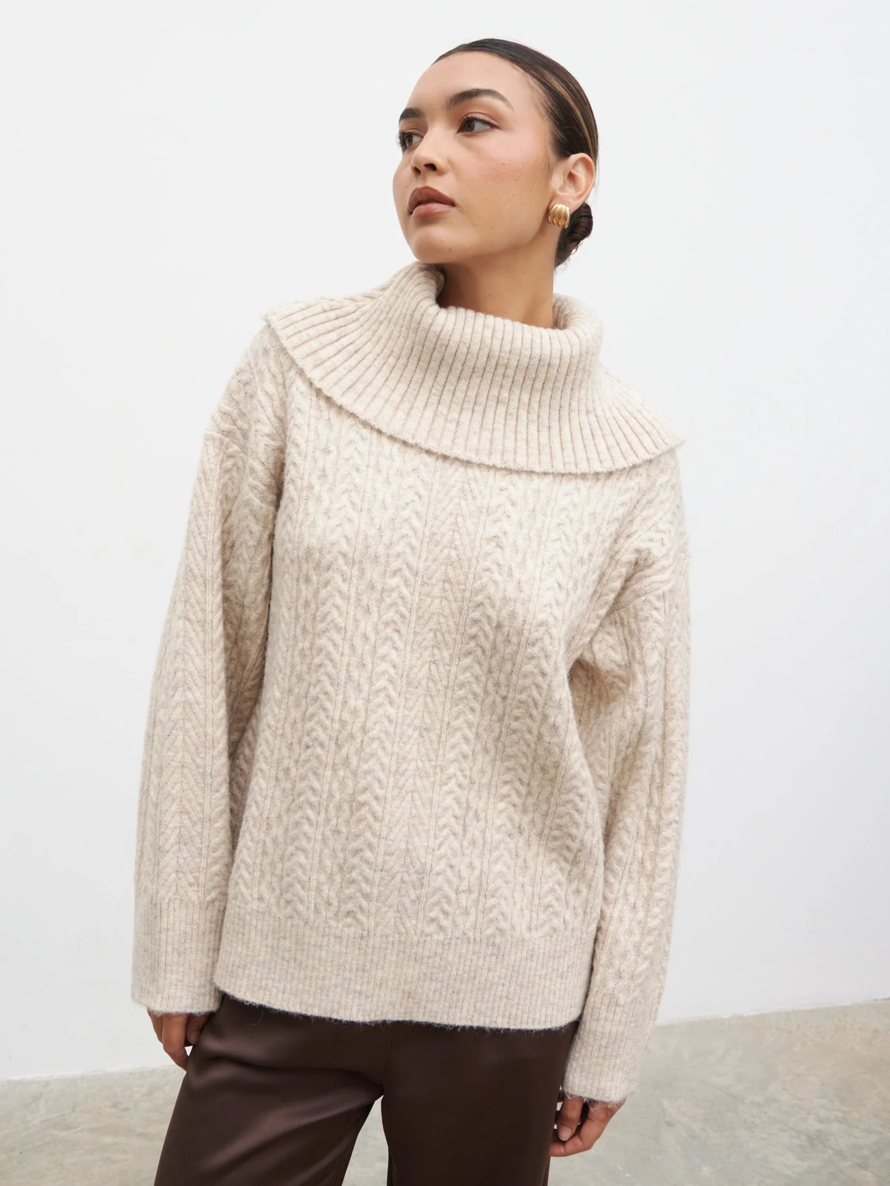 Blossom Cable Knit Exaggerated Roll Neck Jumper - Light Beige - Image 6