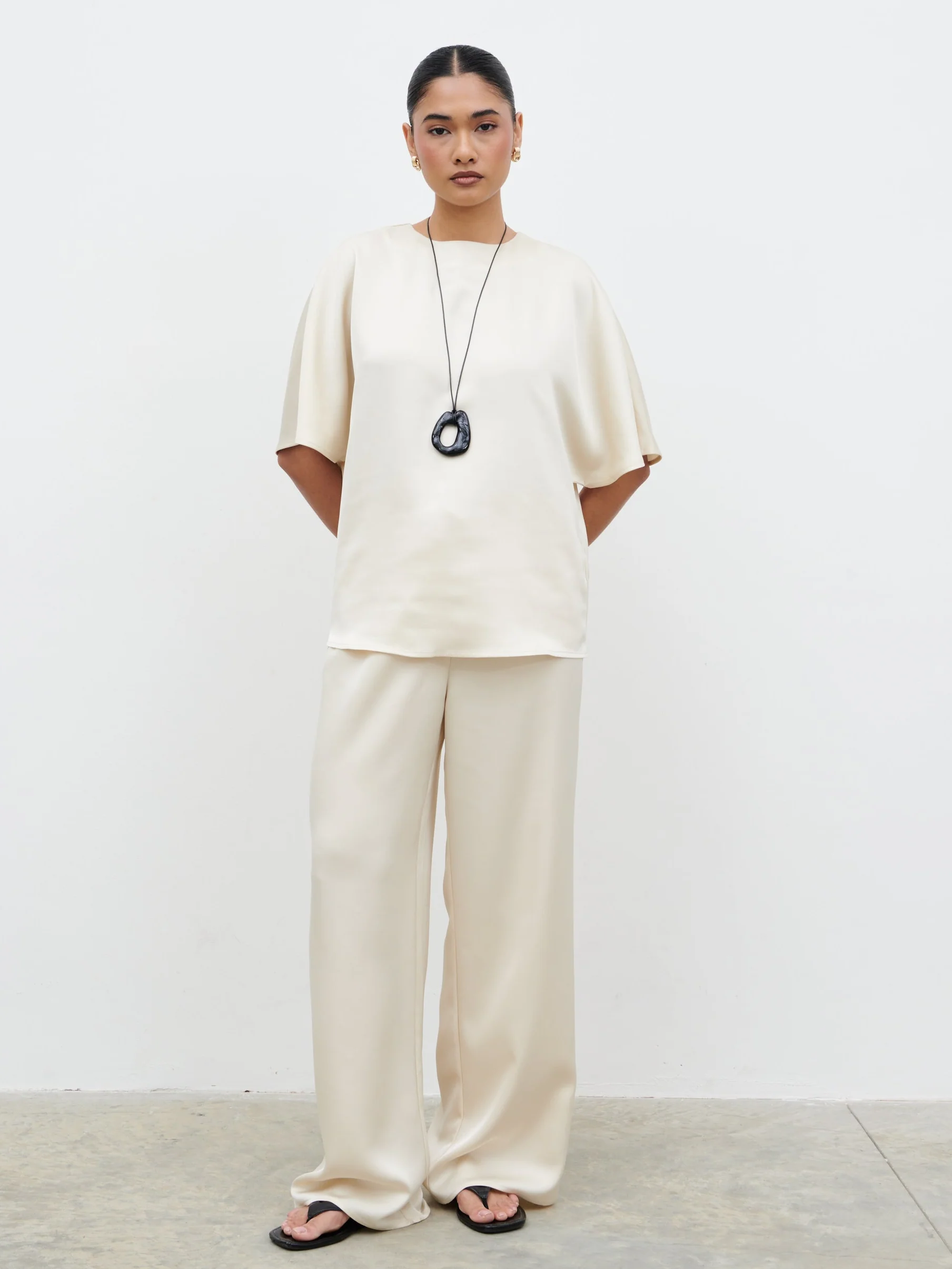 Breya Boxy Satin T-shirt - Oyster - Image 2