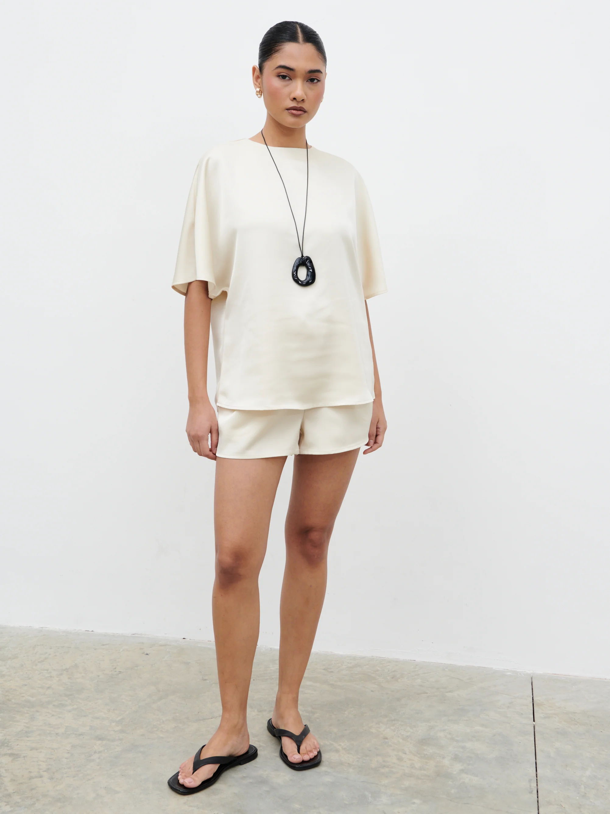 Breya Boxy Satin T-shirt - Oyster - Image 6