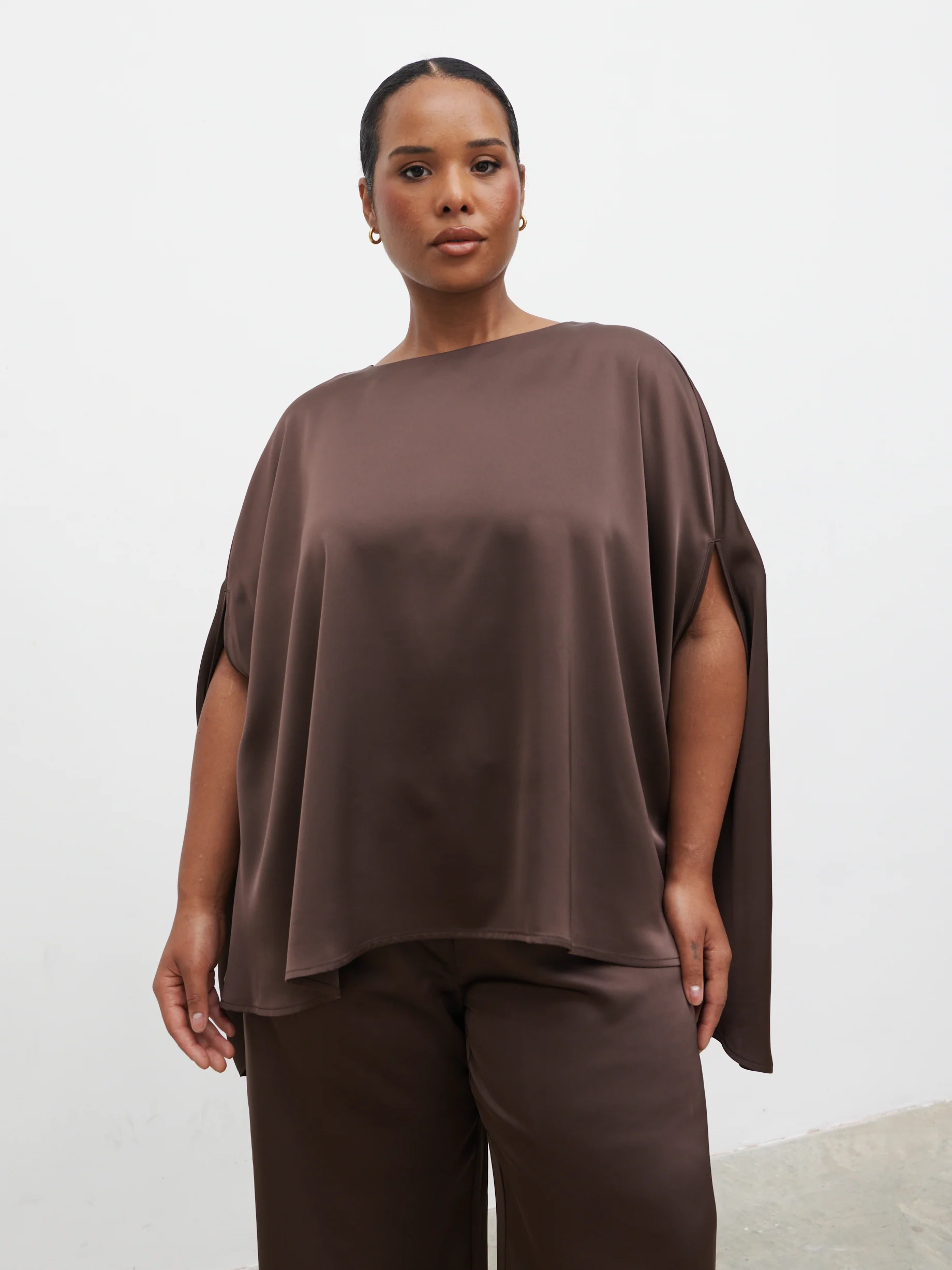 Breya Cape Floaty Satin Top Curve - Chocolate Brown - Image 3