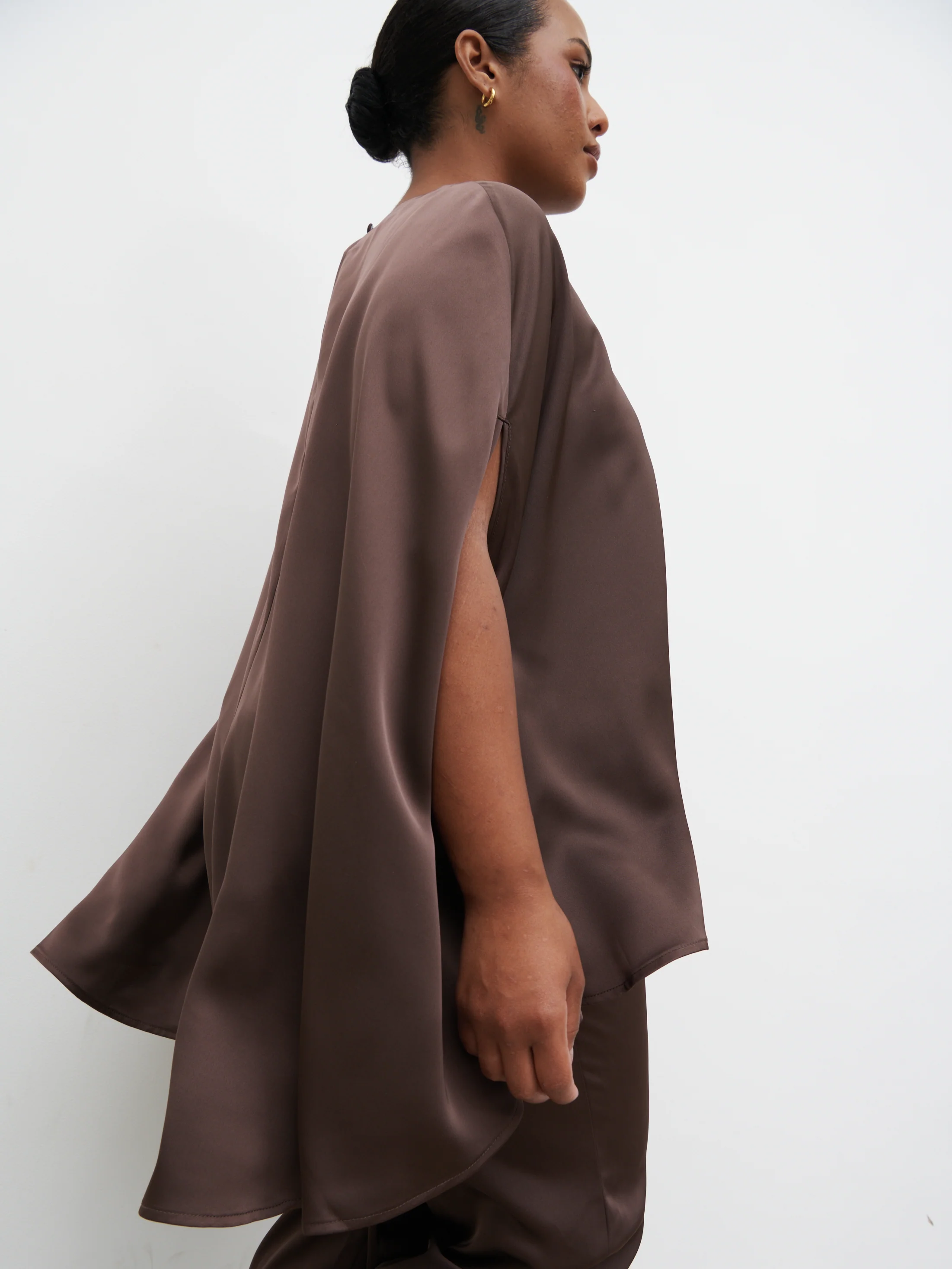 Breya Cape Floaty Satin Top Curve - Chocolate Brown - Image 4