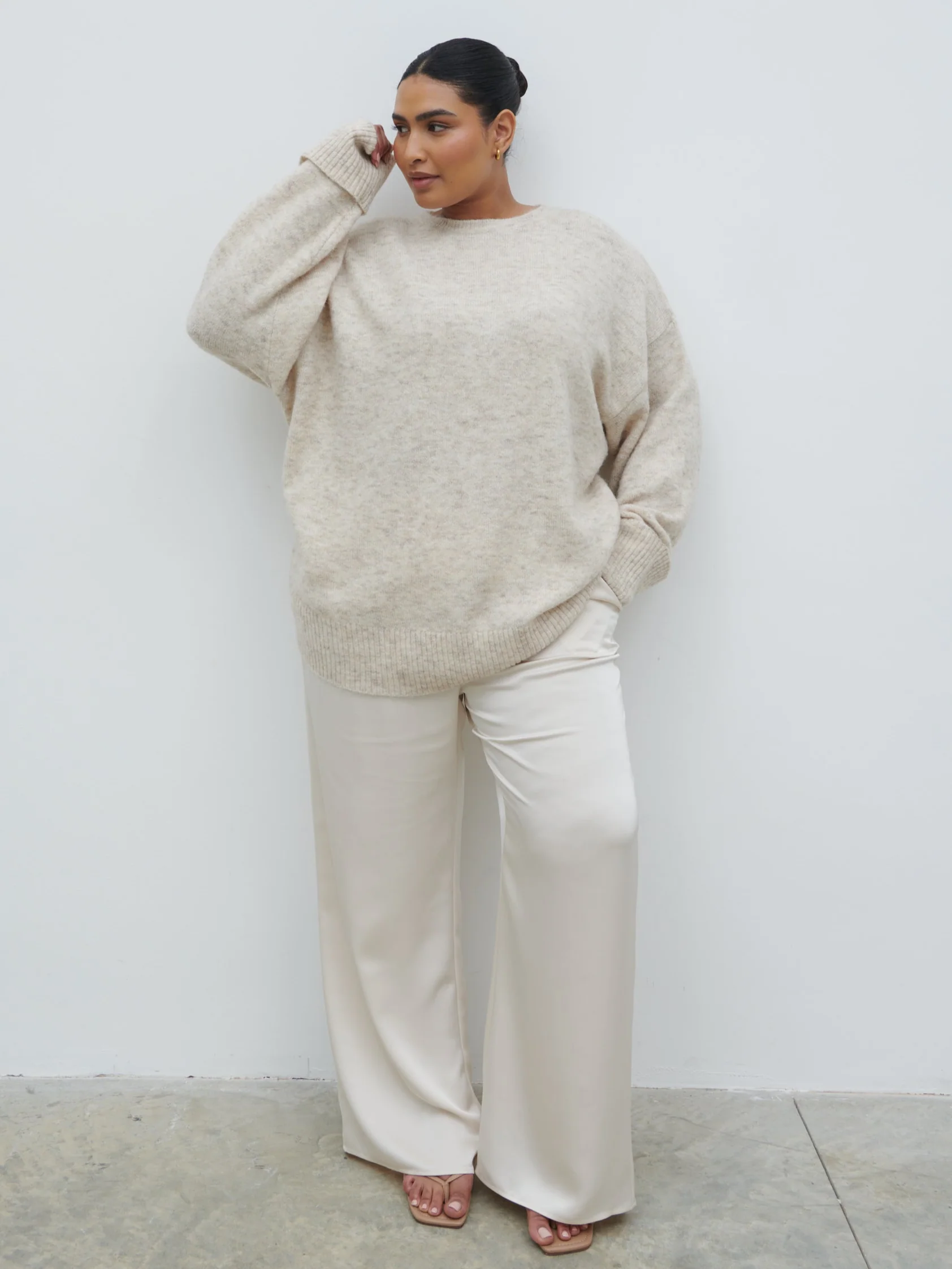 Breya Satin Drawstring Trousers Curve - Oyster - Image 4