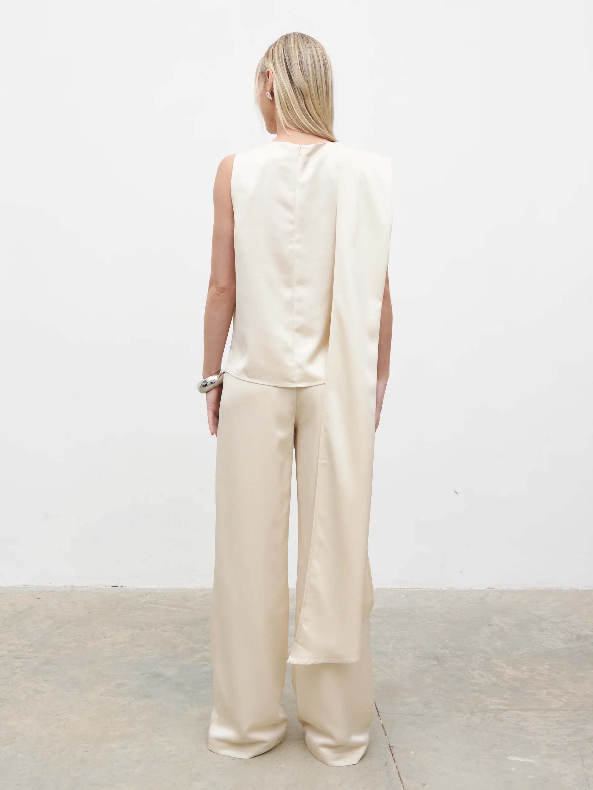 Breya Scarf Satin Top - Oyster - Image 6