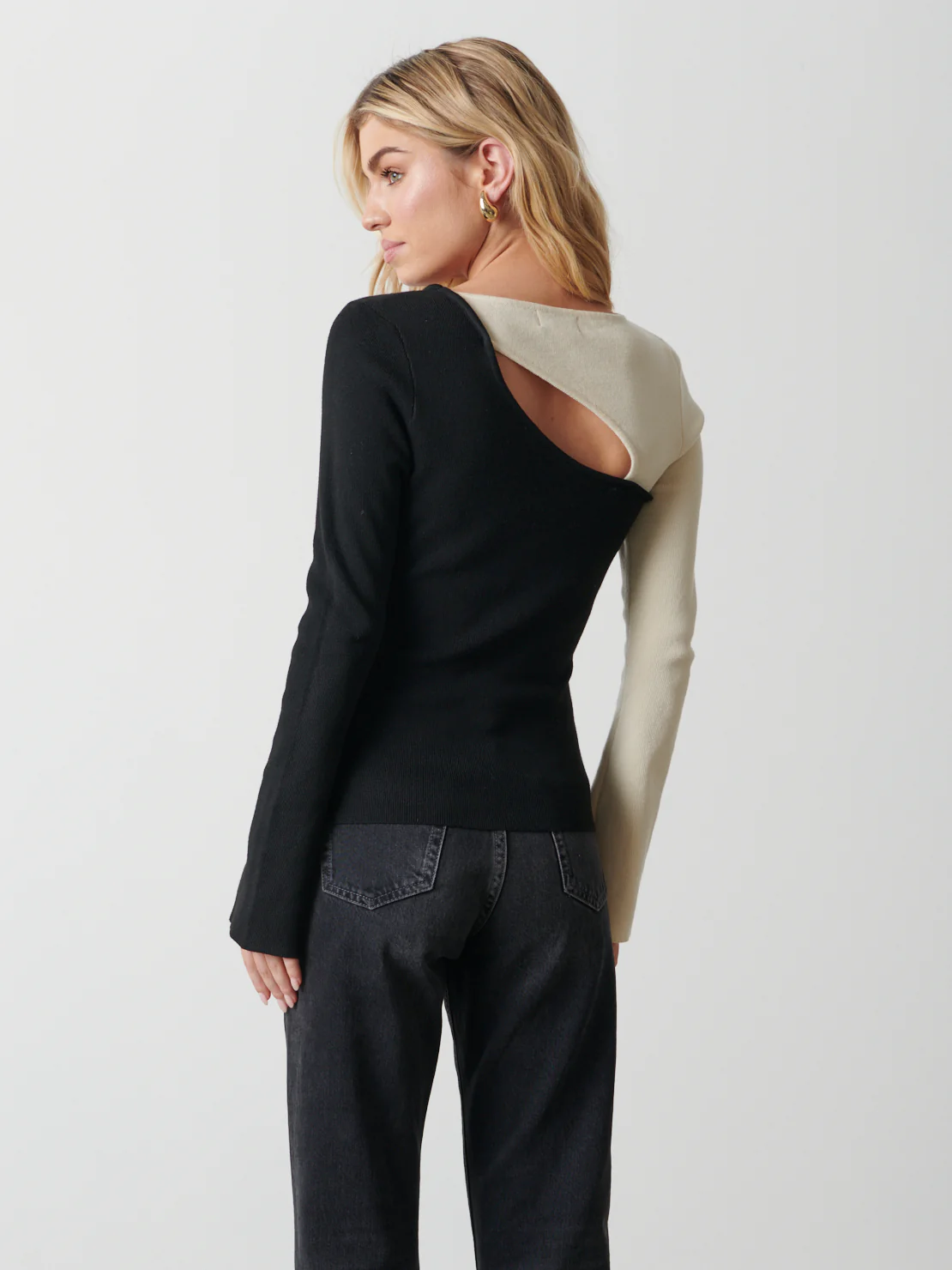 Brogan Contrast Knit Top - Black and Cream - Image 5