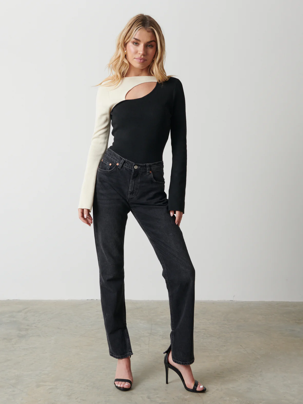 Brogan Contrast Knit Top - Black and Cream - Image 6