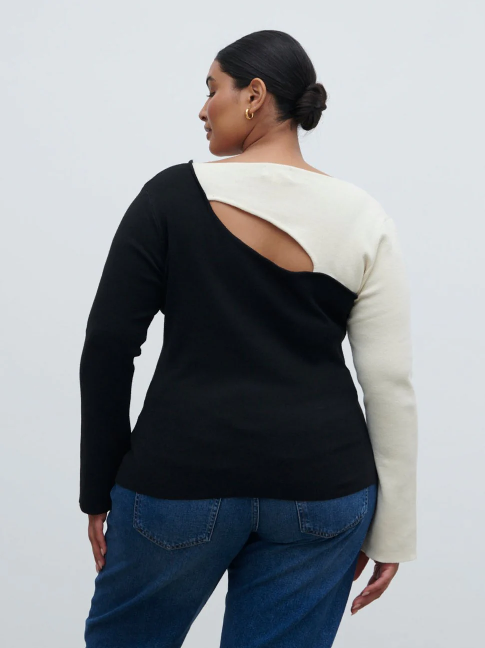 Brogan Contrast Knit Top Curve - Black and Cream - Image 4
