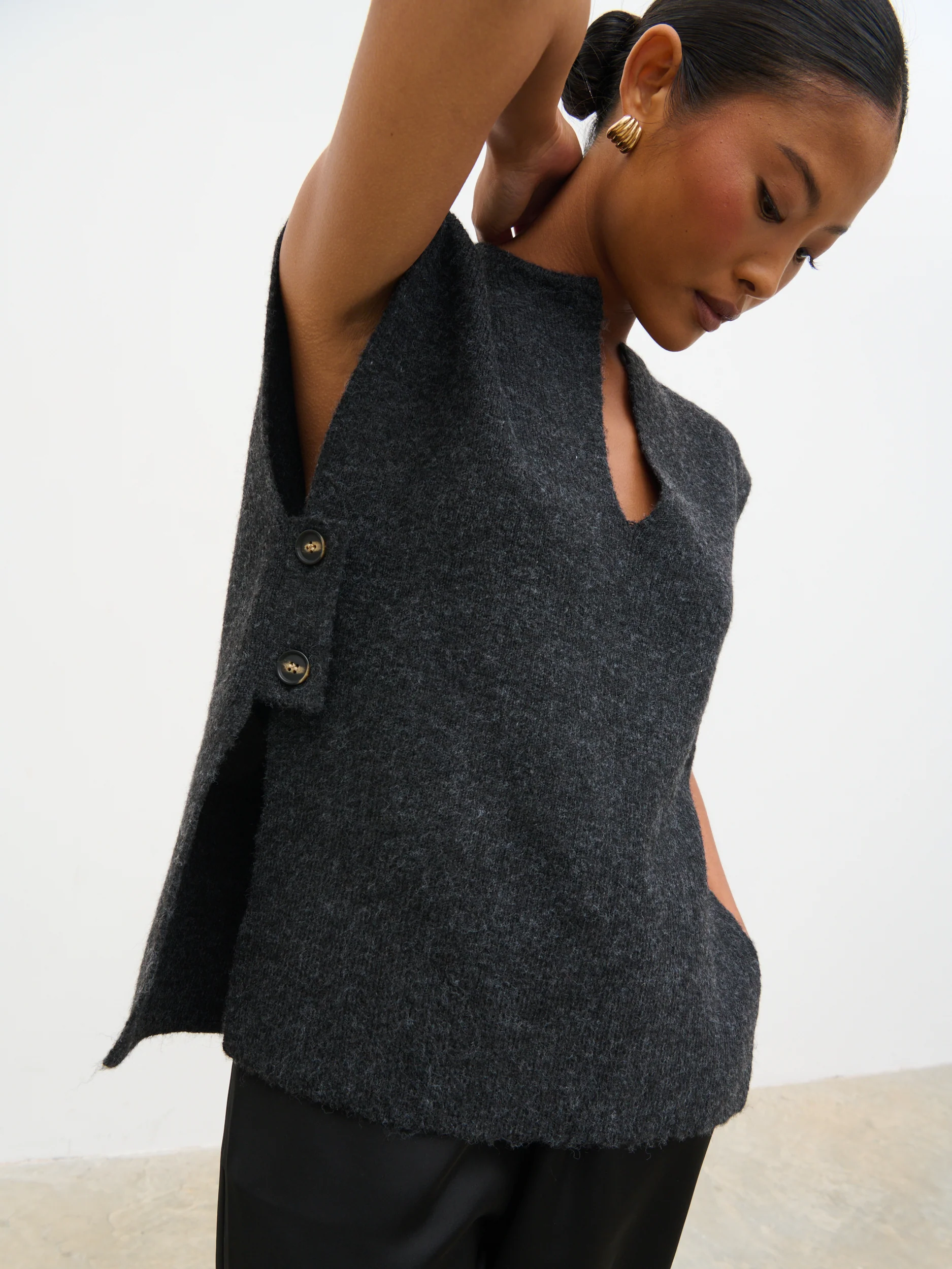 Cadence Knit Tabbard Vest - Charcoal - Image 5