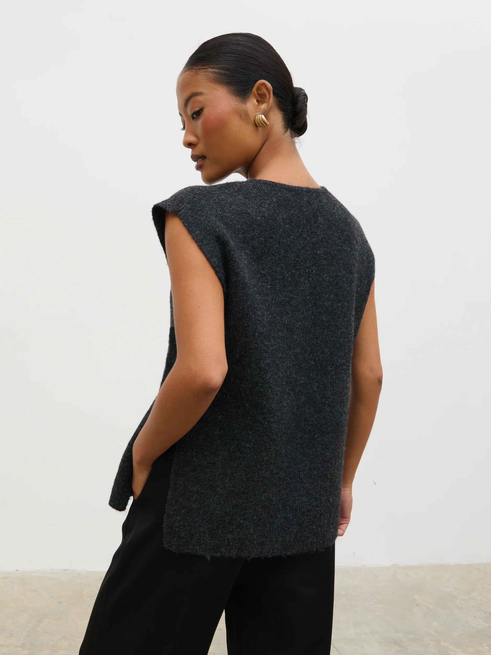 Cadence Knit Tabbard Vest - Charcoal - Image 6