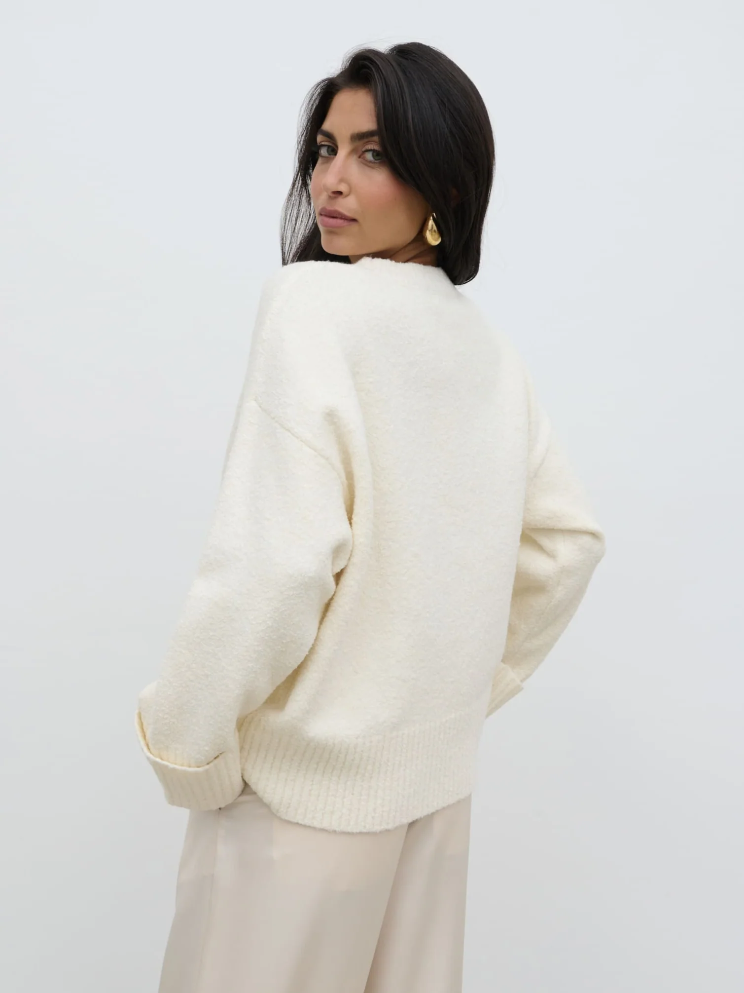 Camille Oversized Borg Jumper - Cream - Image 4