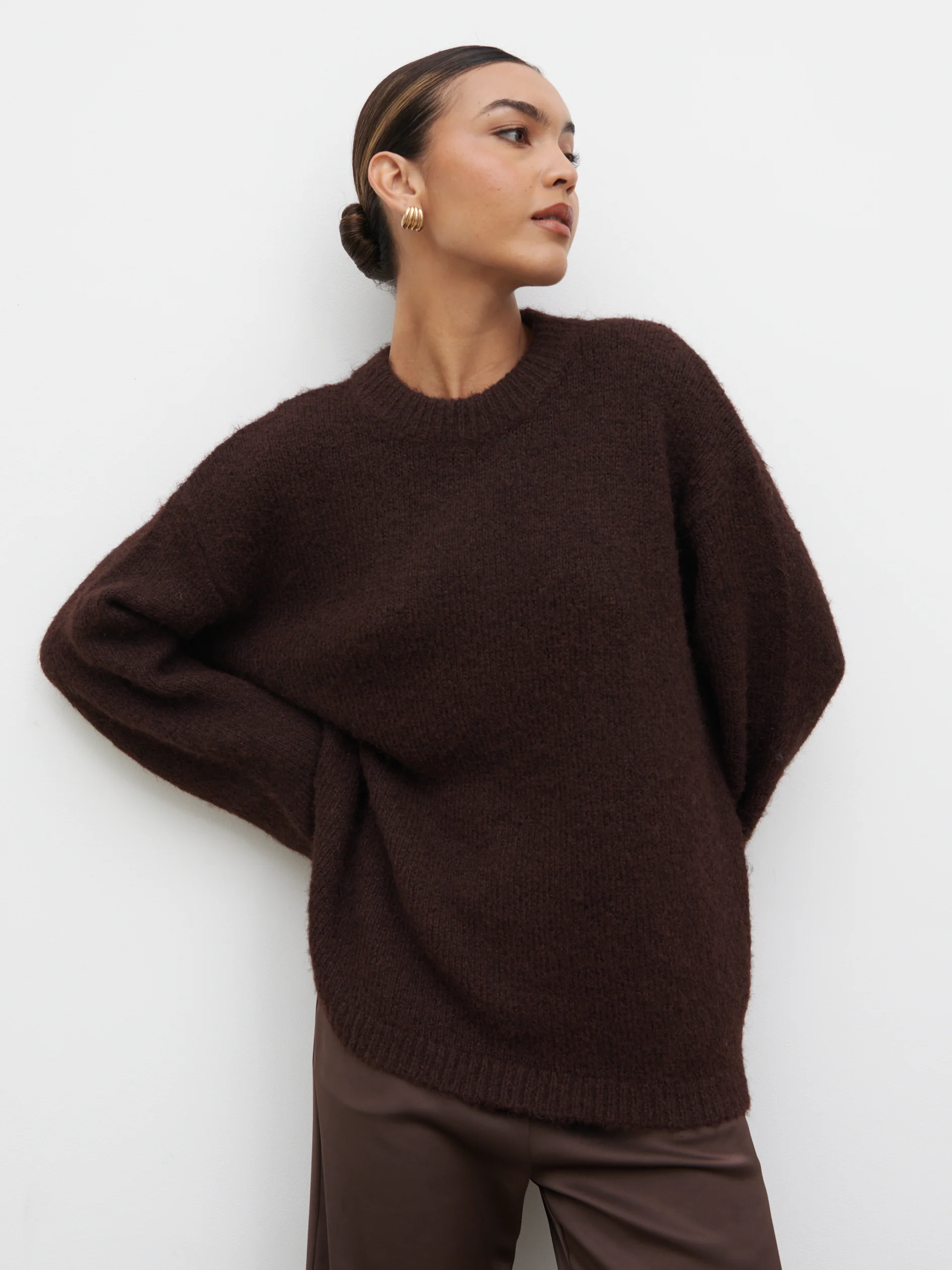 Cece Fluffy Jumper - Chocolate - Image 9