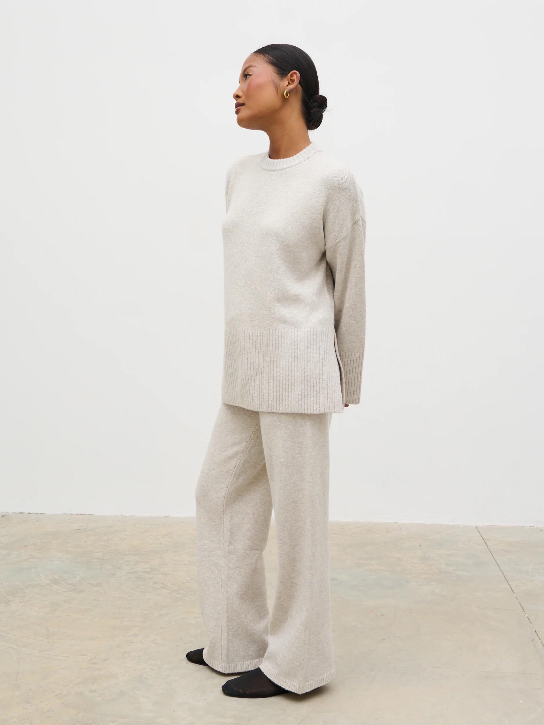 Chelsea Knit Trousers with Folded Waistband - Beige - Image 5