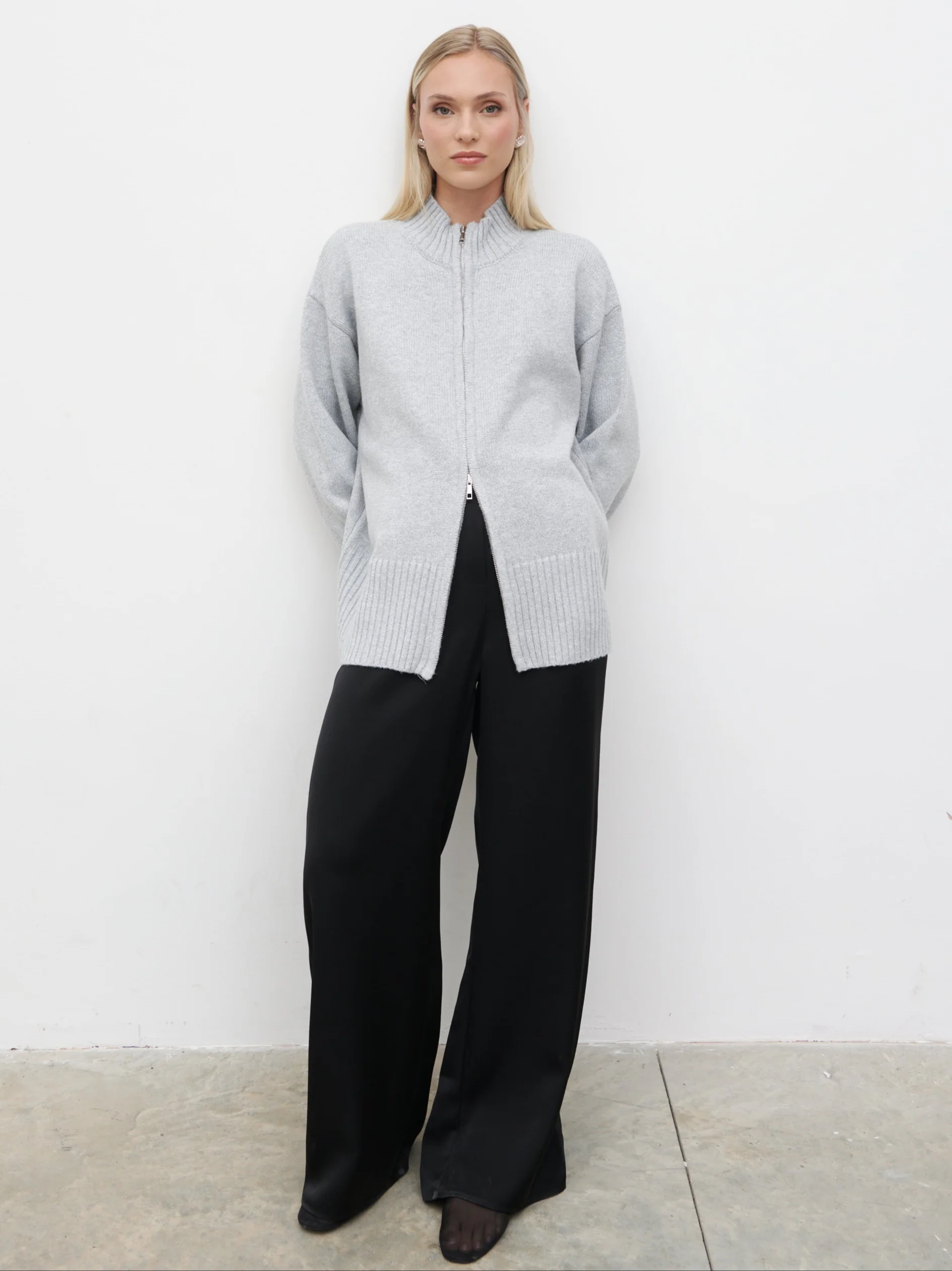 Claudia Double Ended Zip Knit Cardigan - Light Grey - Image 4