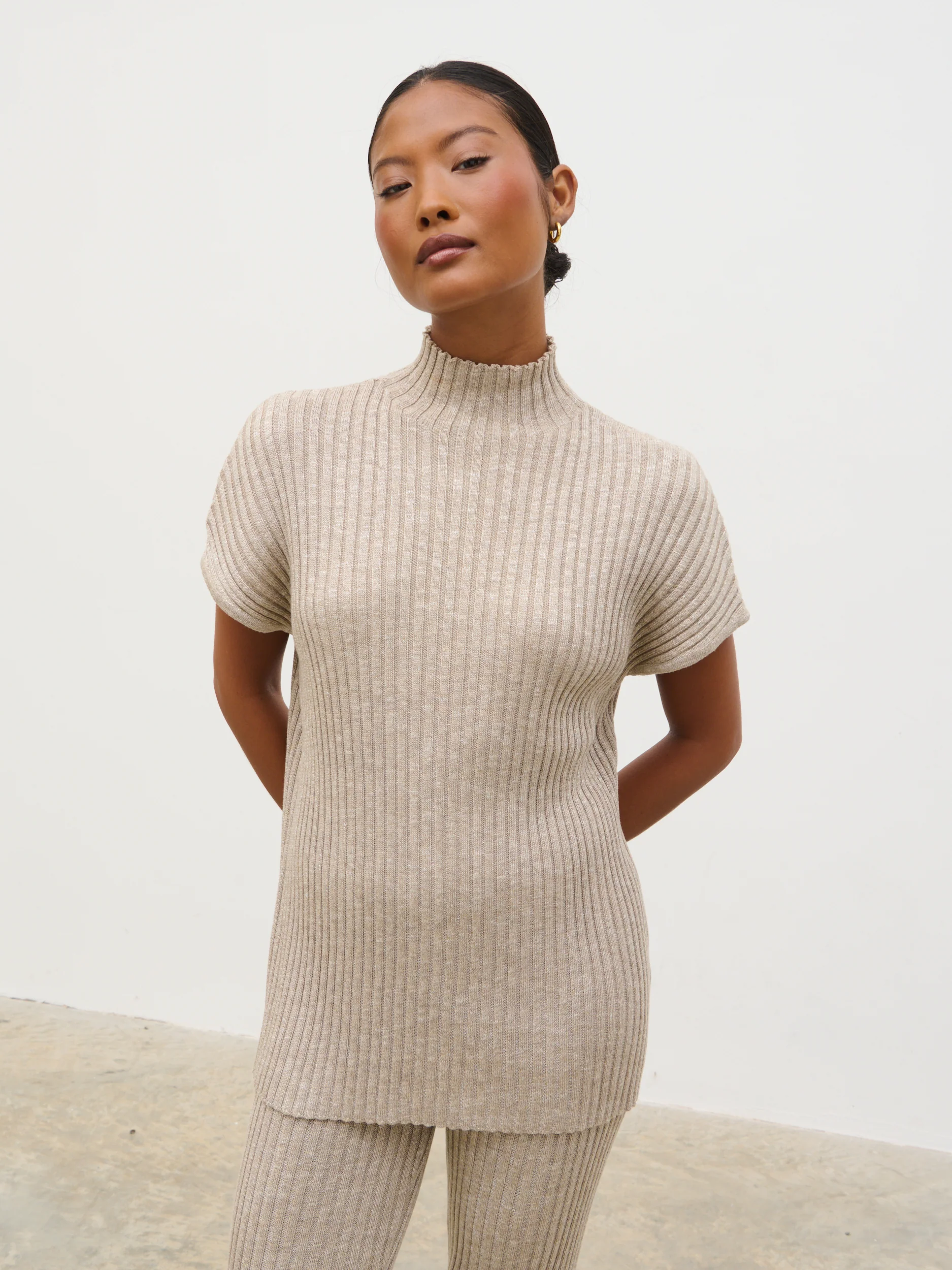 Dionne Short Sleeve Knit Top - Taupe Marl - Image 4