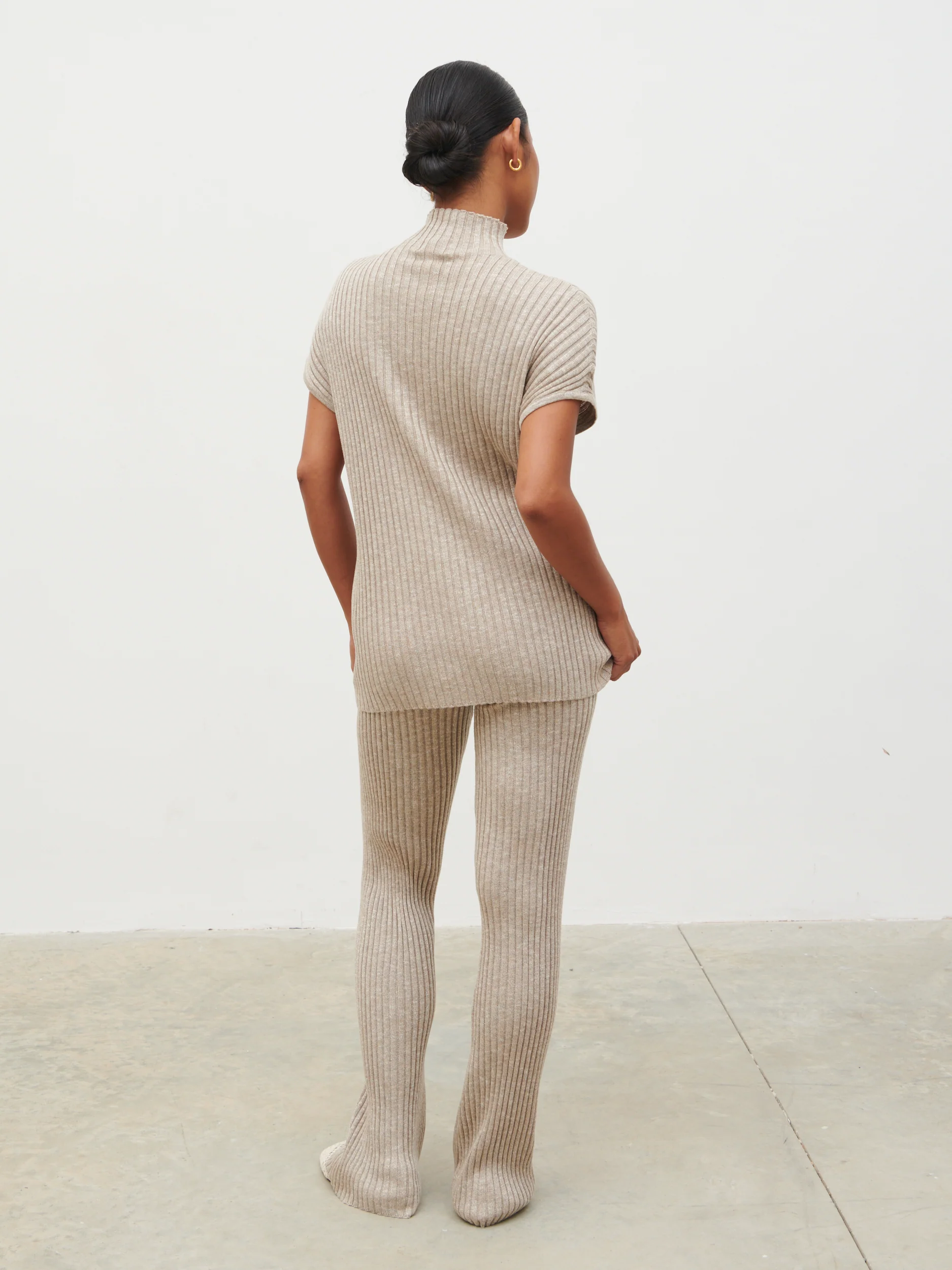 Dionne Short Sleeve Knit Top - Taupe Marl - Image 6